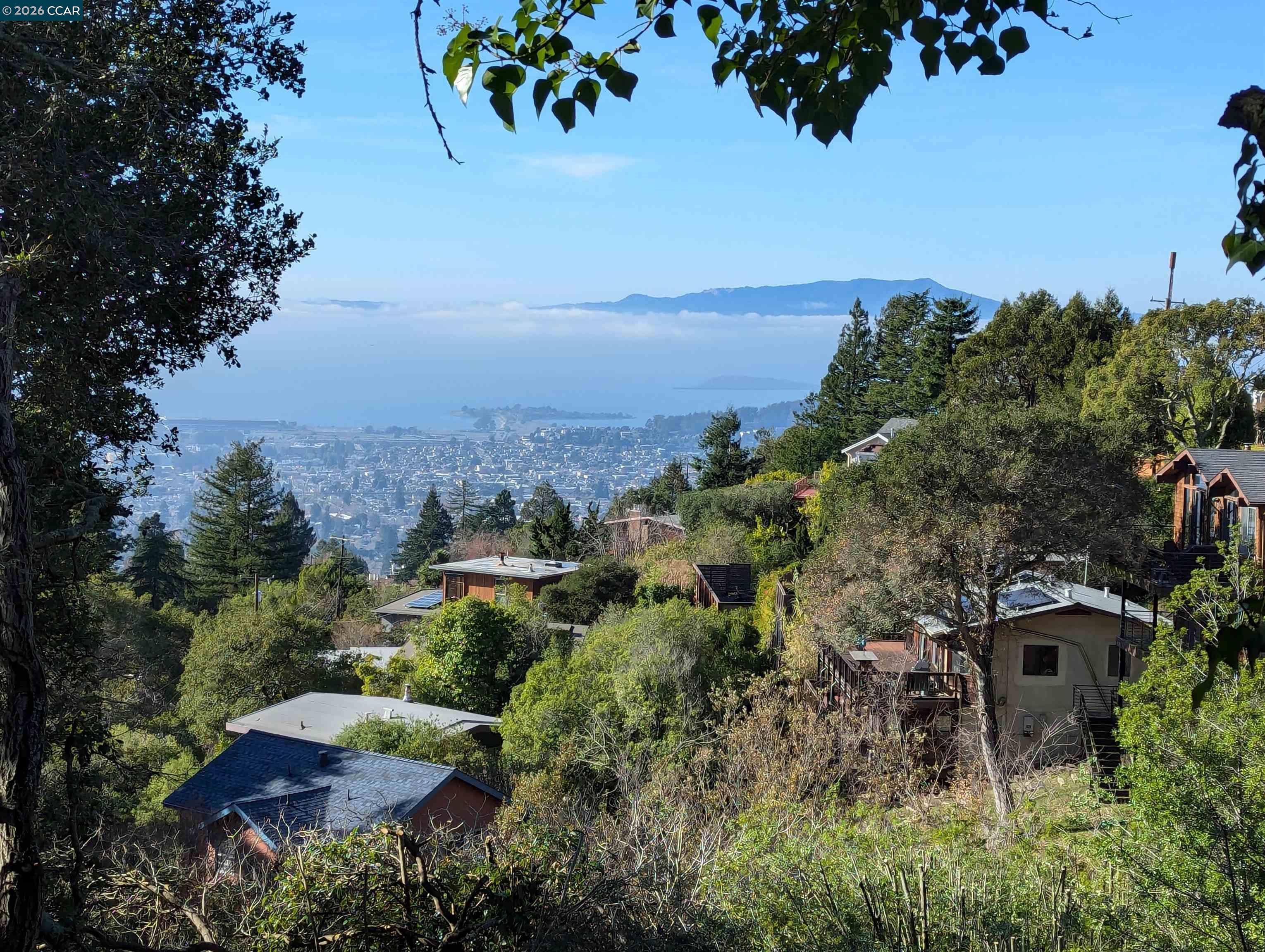 Detail Gallery Image 5 of 25 For 1110 Sterling Av, Berkeley,  CA 94708 - – Beds | – Baths