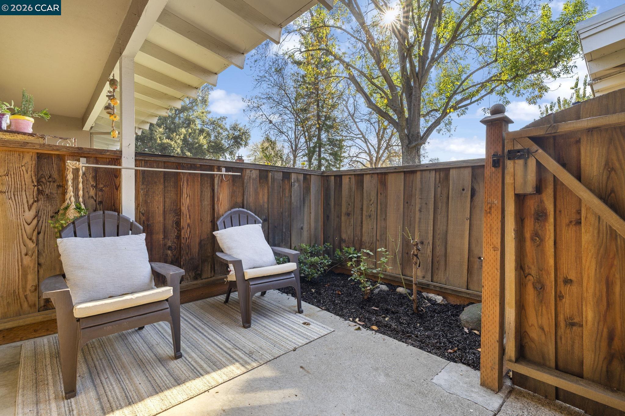 Photo #2: 41122044 Listing: Photo #2