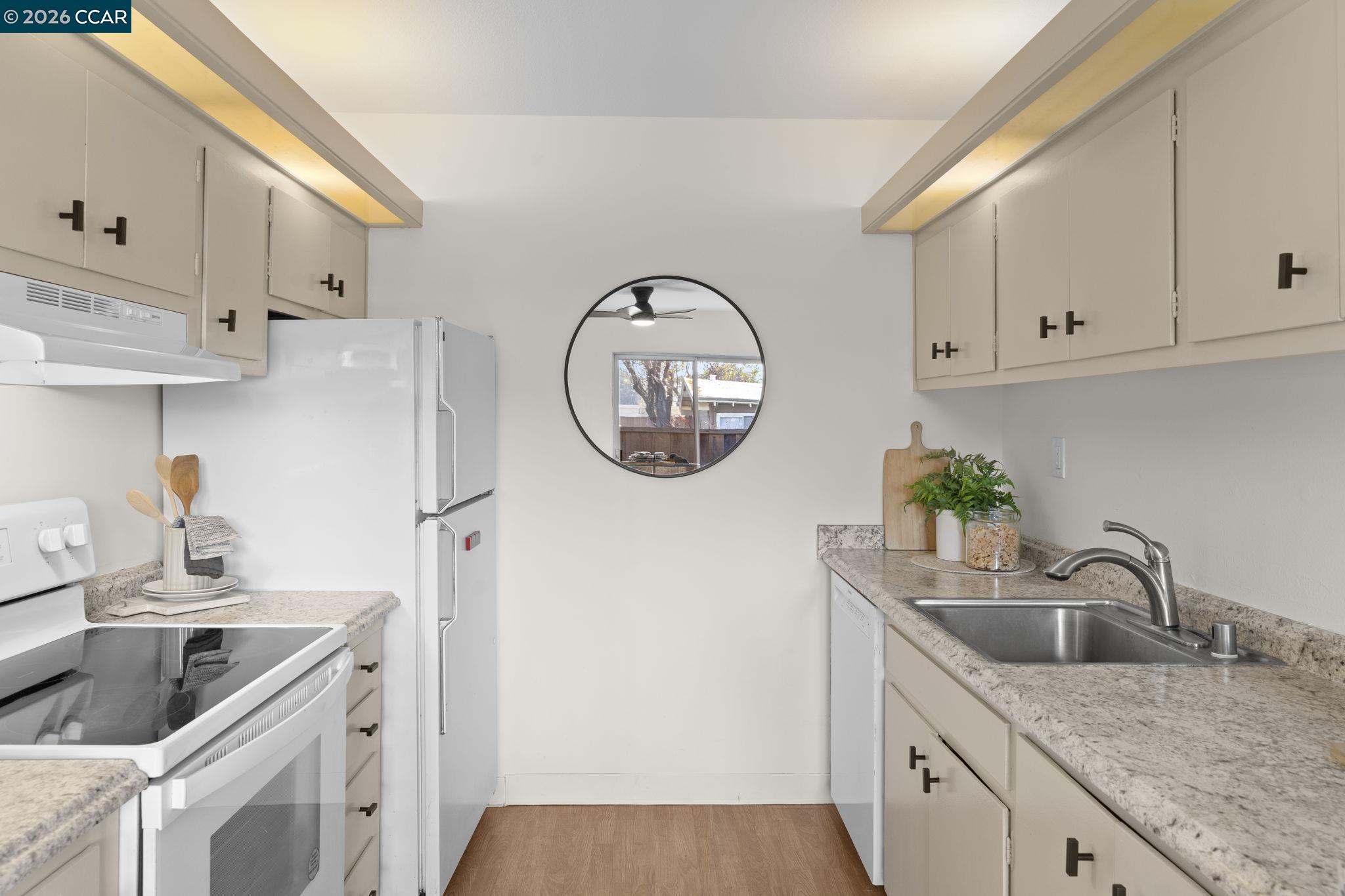 Photo #16: 41122044 Listing: Photo #16