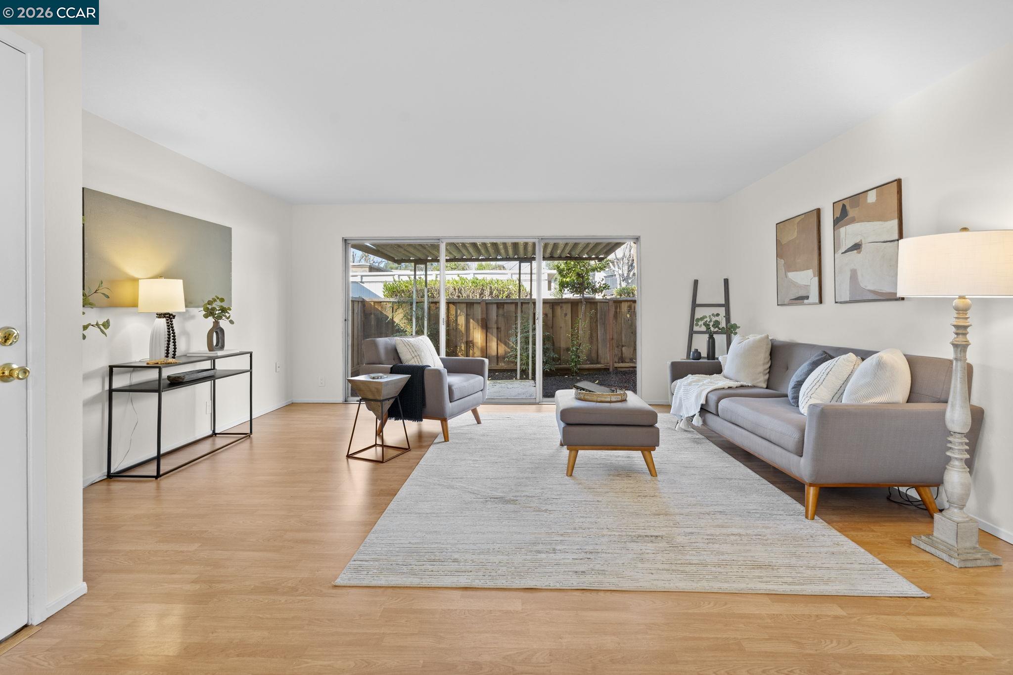 Photo #3: 41122044 Listing: Photo #3