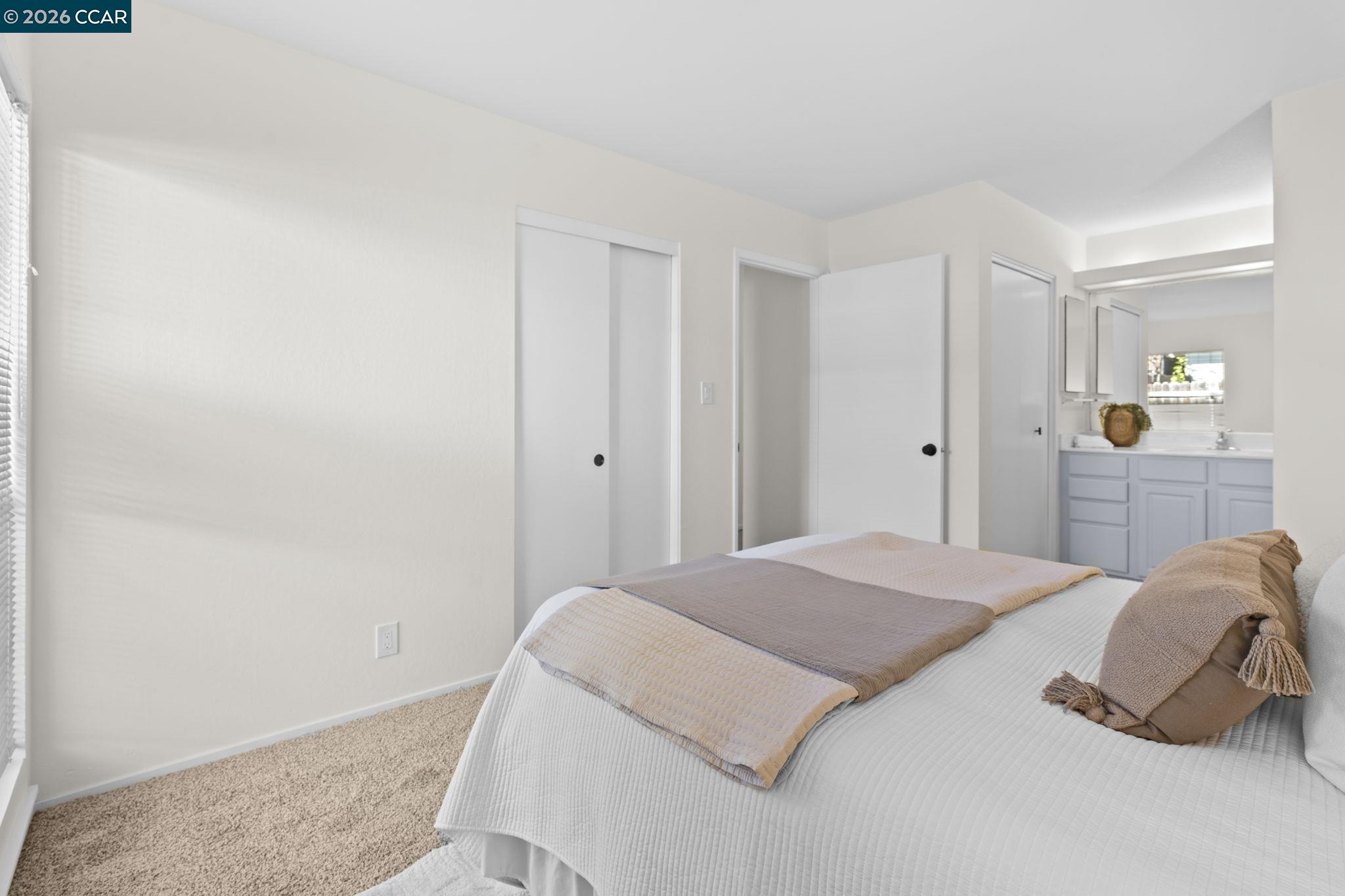 Photo #24: 41122044 Listing: Photo #24