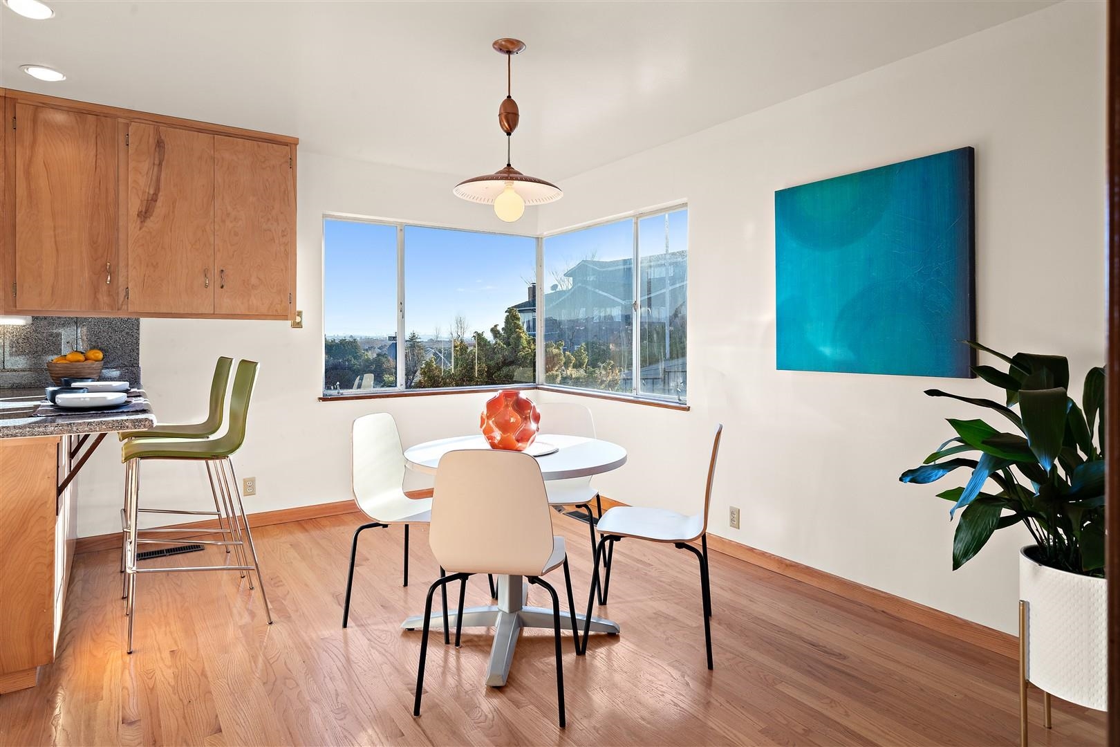 Detail Gallery Image 15 of 29 For 855 Solano Ave, Albany,  CA 94706 - 4 Beds | 3 Baths