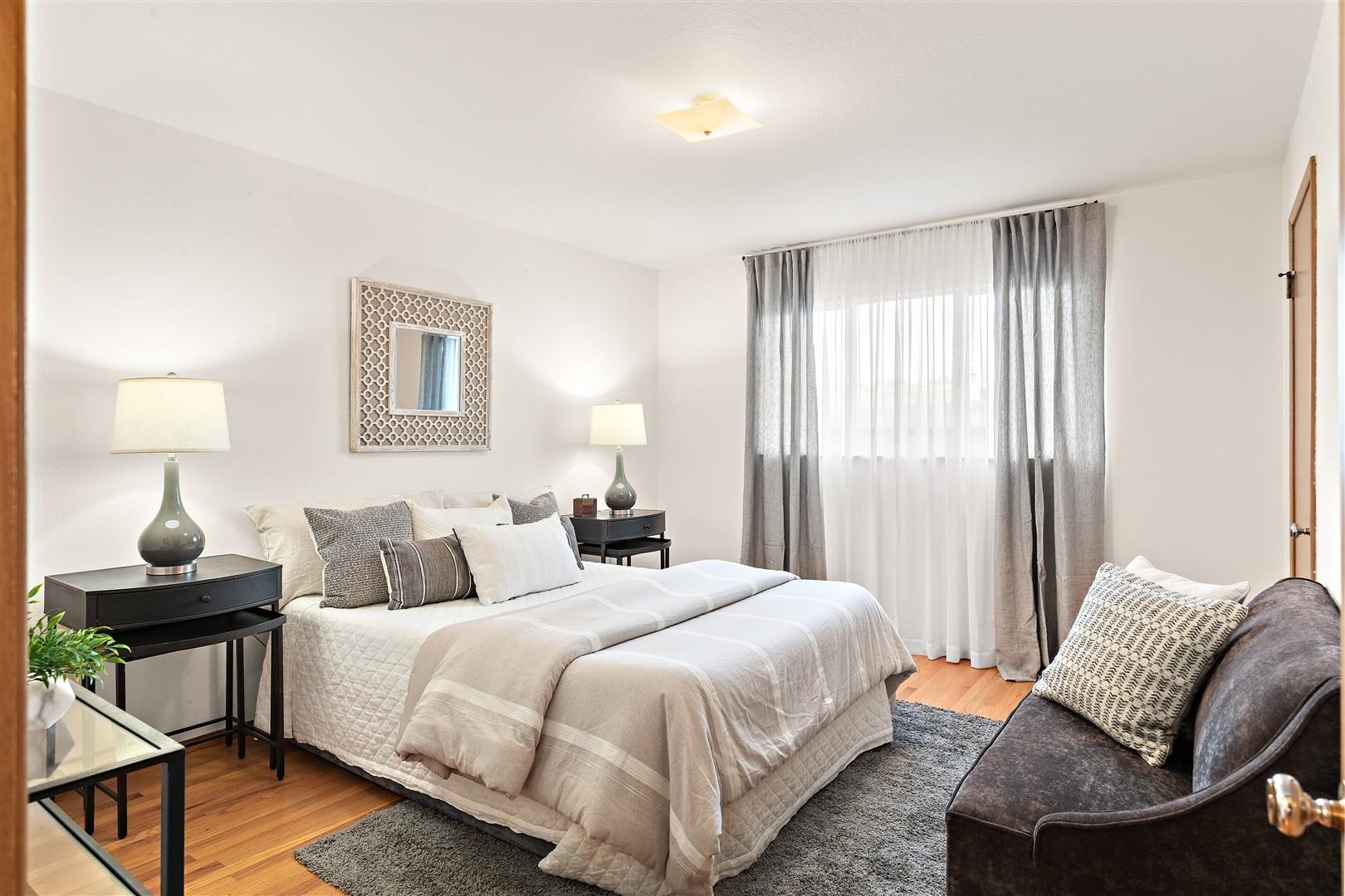 Detail Gallery Image 18 of 29 For 855 Solano Ave, Albany,  CA 94706 - 4 Beds | 3 Baths