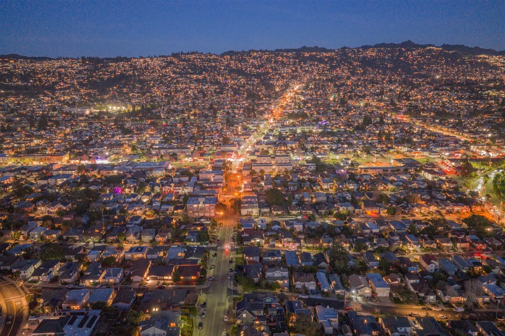 Detail Gallery Image 29 of 29 For 855 Solano Ave, Albany,  CA 94706 - 4 Beds | 3 Baths