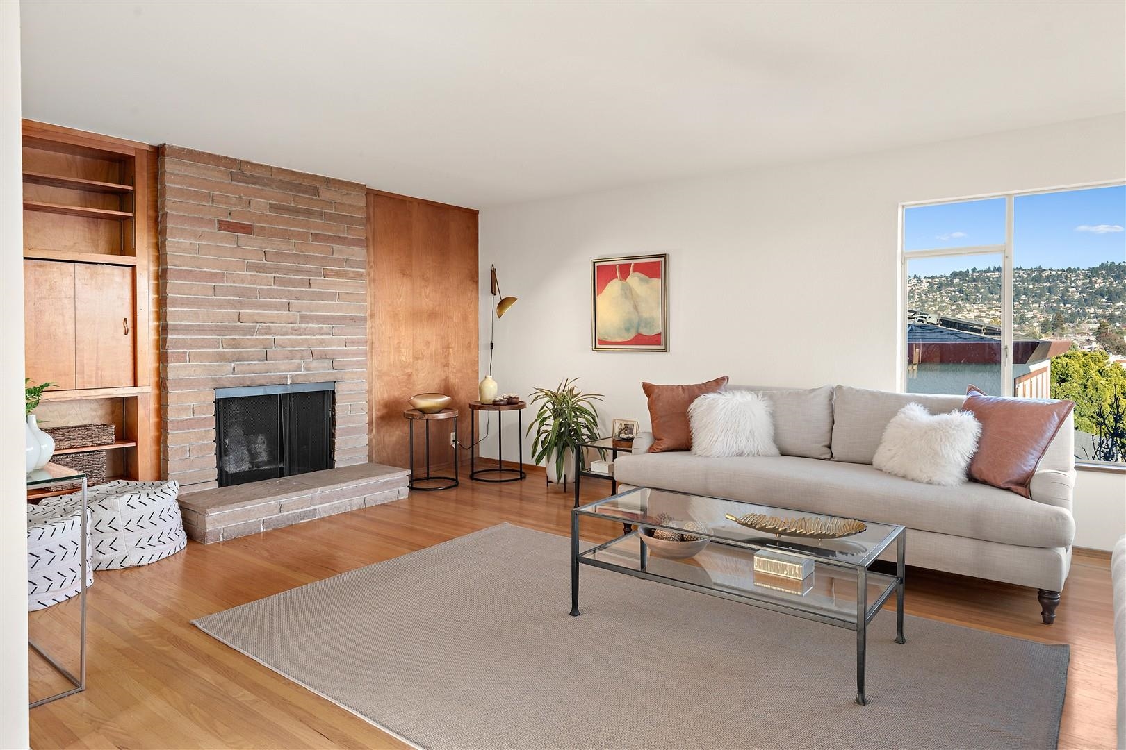 Detail Gallery Image 5 of 29 For 855 Solano Ave, Albany,  CA 94706 - 4 Beds | 3 Baths