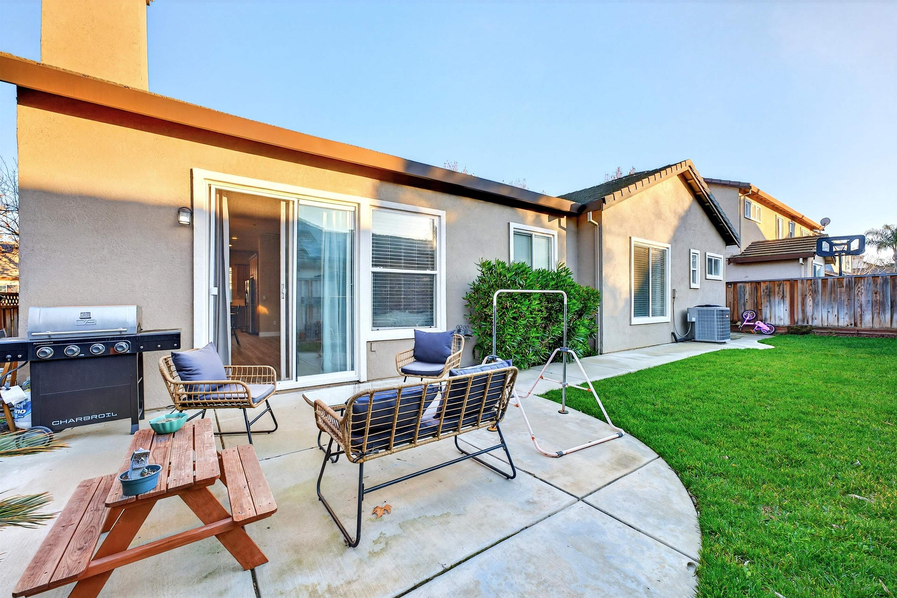 Detail Gallery Image 15 of 21 For 107 Panorama Way, Brentwood,  CA 94513 - 3 Beds | 2 Baths