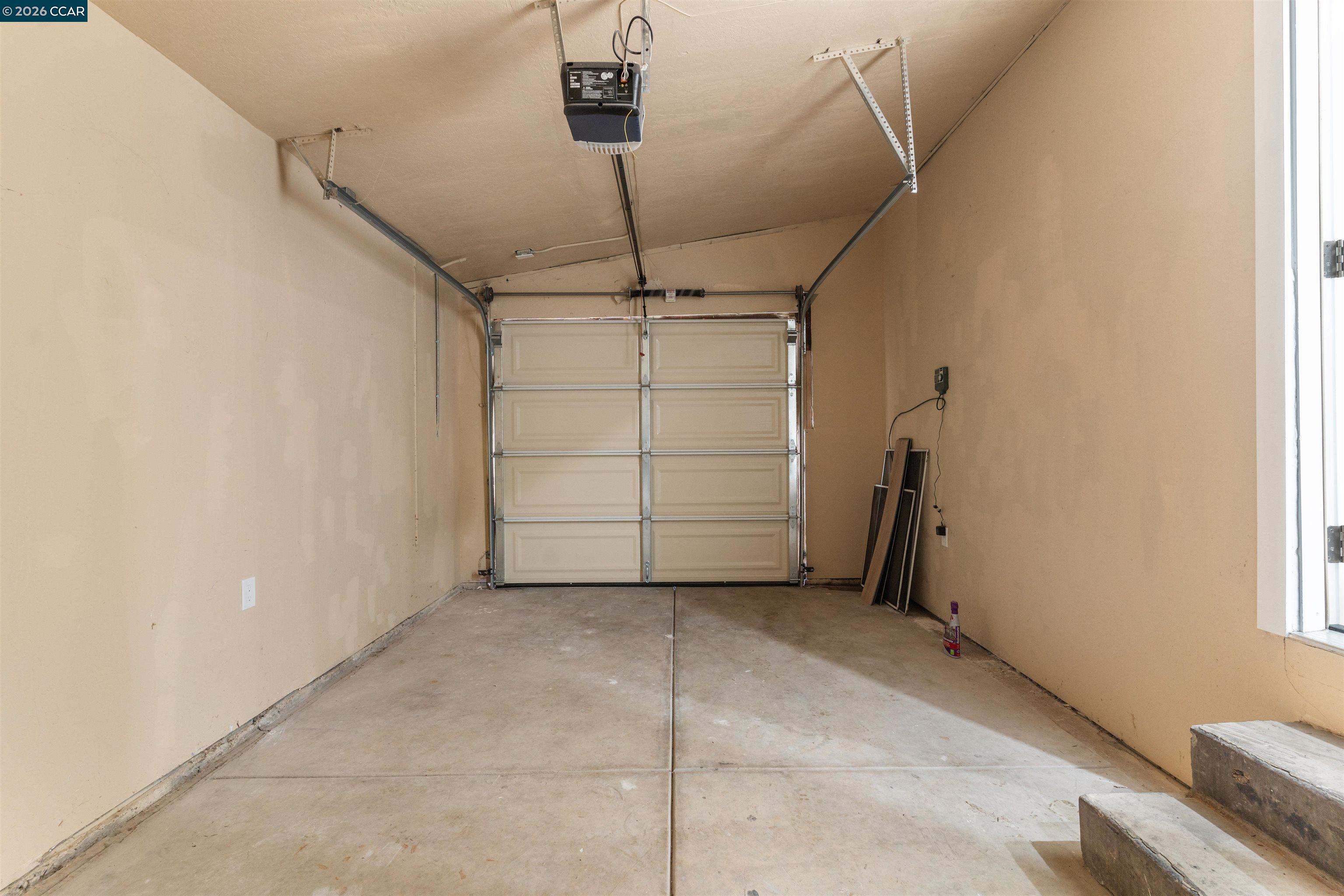 Detail Gallery Image 34 of 45 For 954 Carpino Ave, Pittsburg,  CA 94565 - 3 Beds | 1 Baths