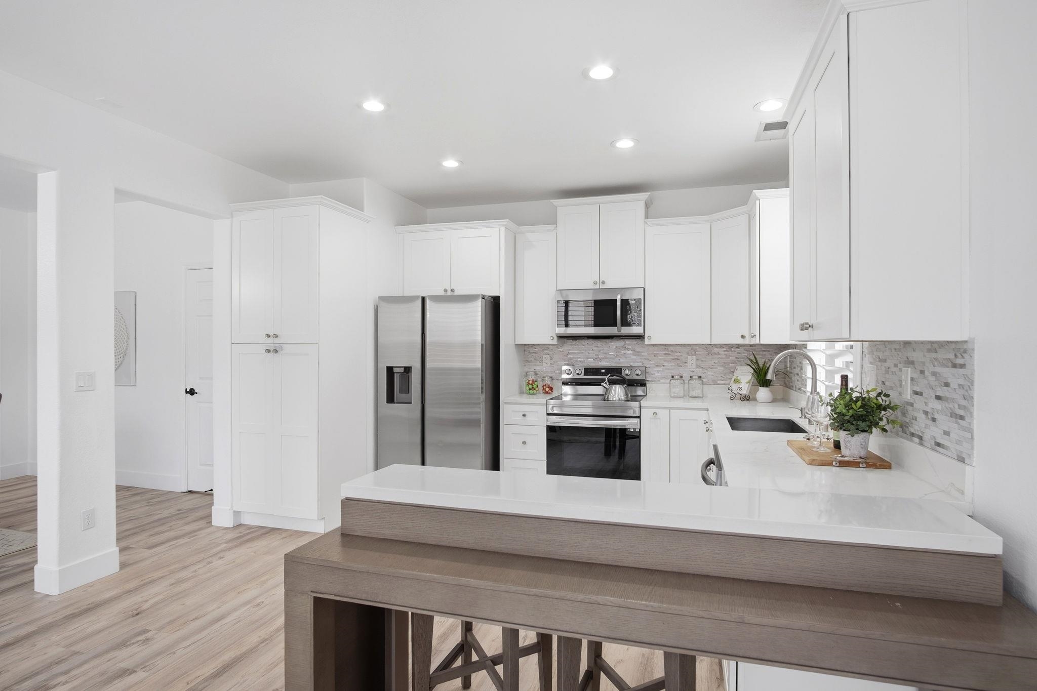 Detail Gallery Image 13 of 25 For 1294 Dover Ln, Tracy,  CA 95377 - 4 Beds | 2/1 Baths