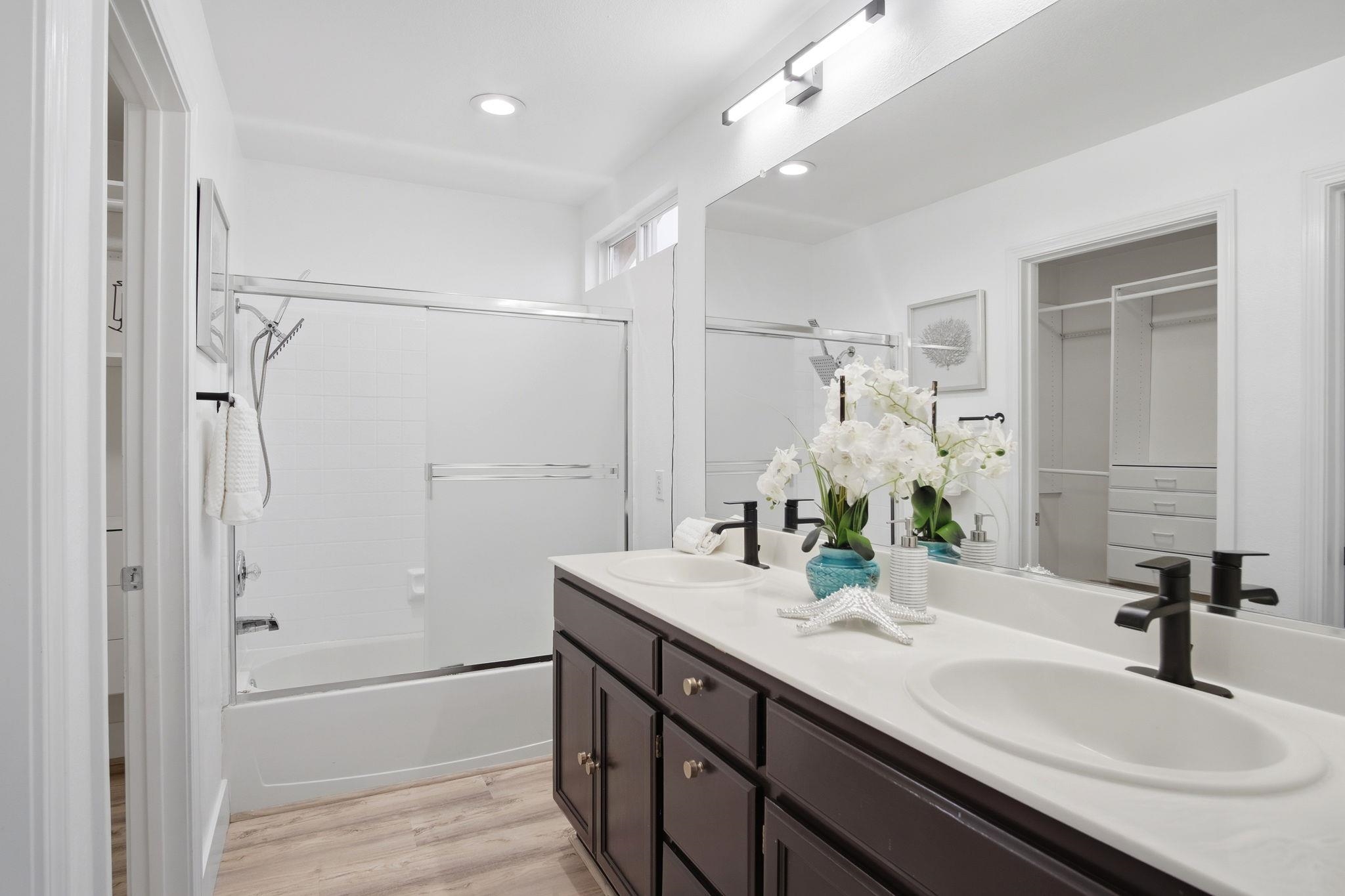 Detail Gallery Image 21 of 25 For 1294 Dover Ln, Tracy,  CA 95377 - 4 Beds | 2/1 Baths