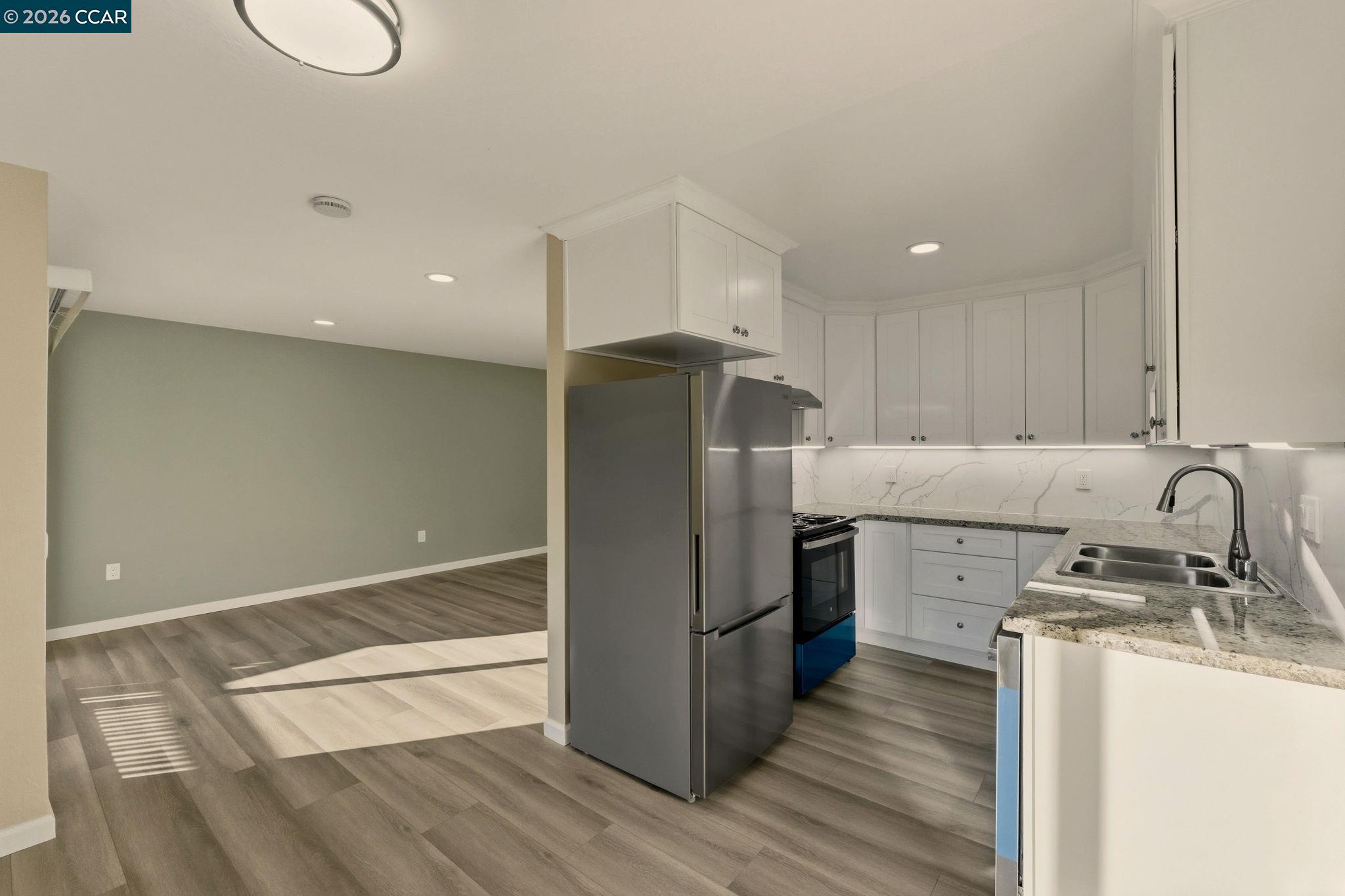 Detail Gallery Image 10 of 46 For 315 E Okeefe St, East Palo Alto,  CA 94303 - – Beds | – Baths