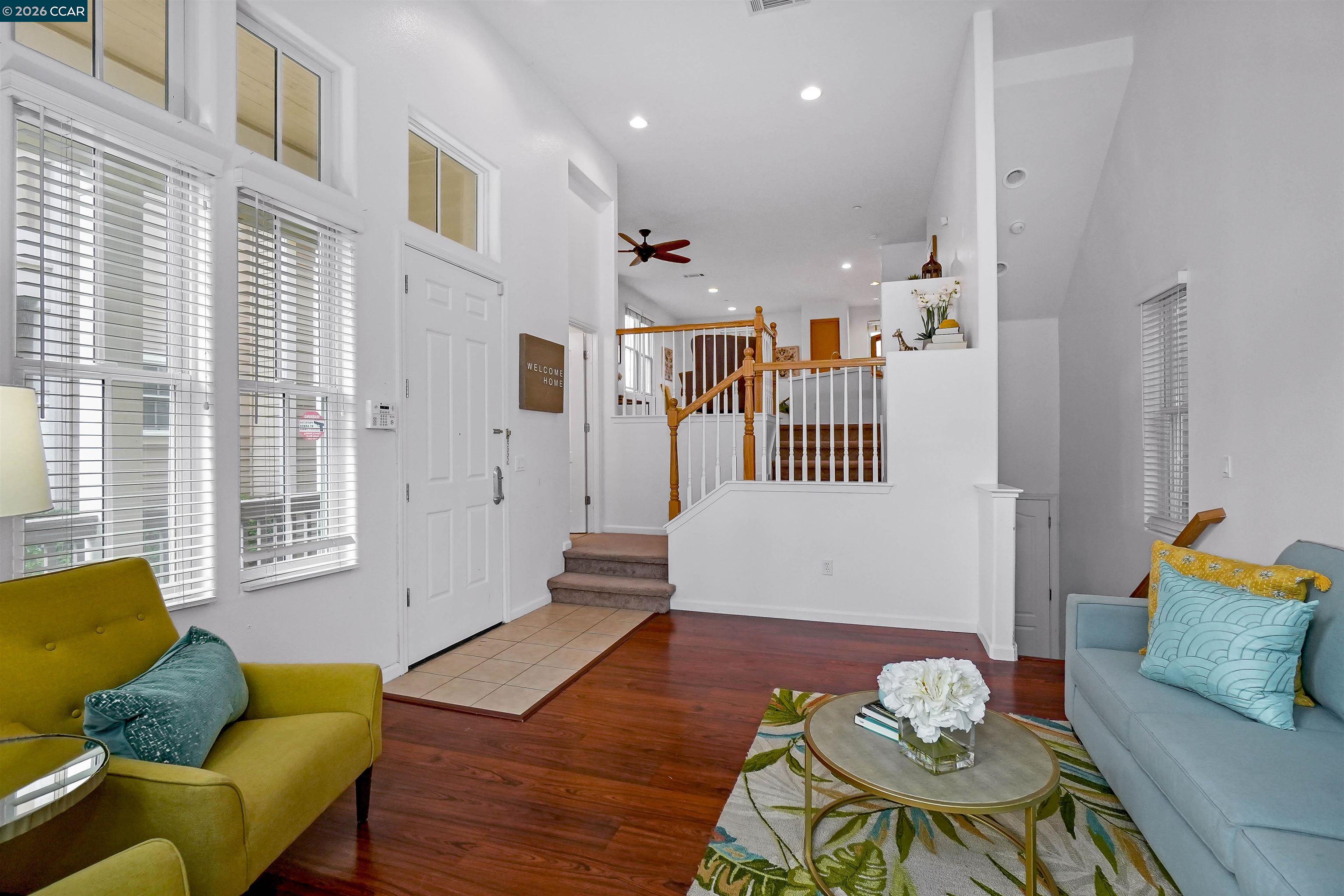 Detail Gallery Image 11 of 50 For 2069 Lewis St, Hercules,  CA 94547 - 3 Beds | 2/1 Baths