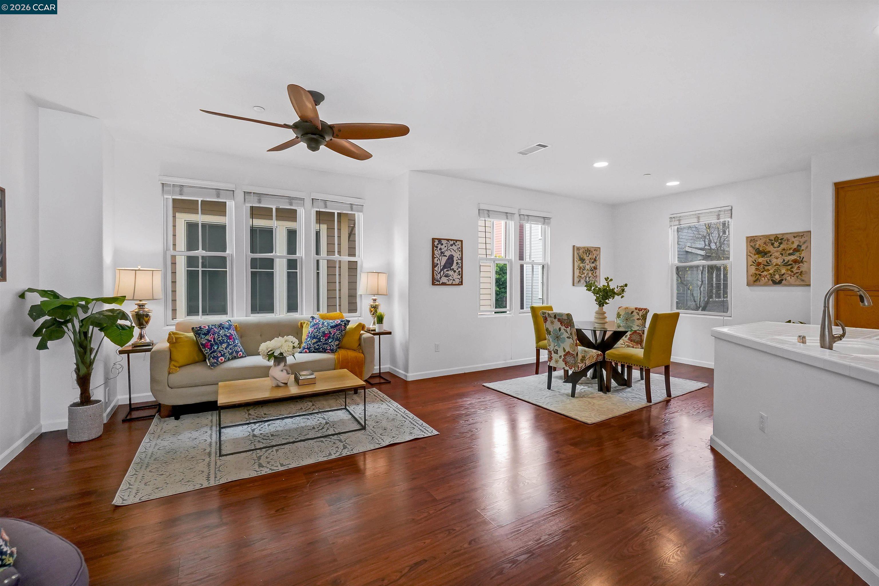 Detail Gallery Image 16 of 50 For 2069 Lewis St, Hercules,  CA 94547 - 3 Beds | 2/1 Baths