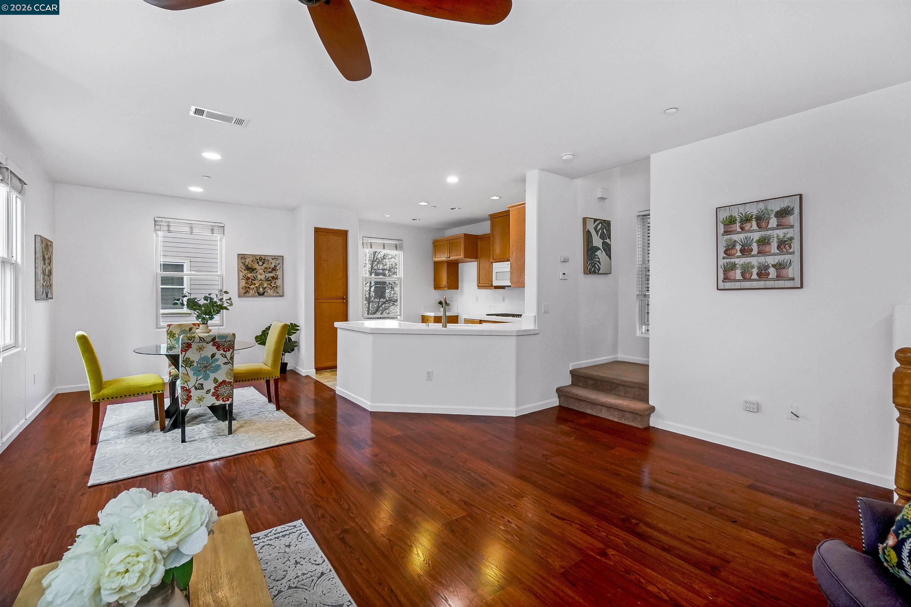 Detail Gallery Image 17 of 50 For 2069 Lewis St, Hercules,  CA 94547 - 3 Beds | 2/1 Baths