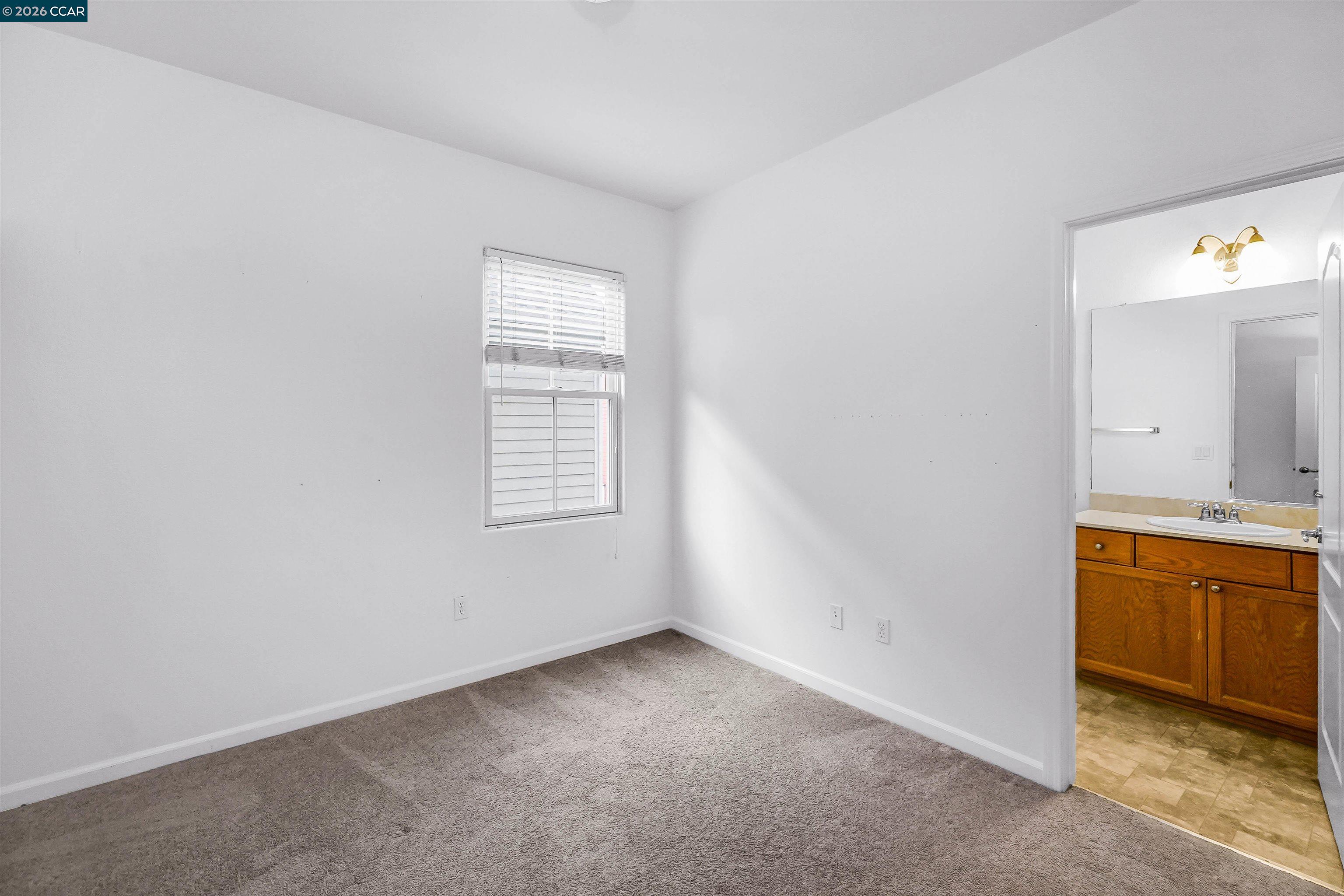 Detail Gallery Image 33 of 50 For 2069 Lewis St, Hercules,  CA 94547 - 3 Beds | 2/1 Baths