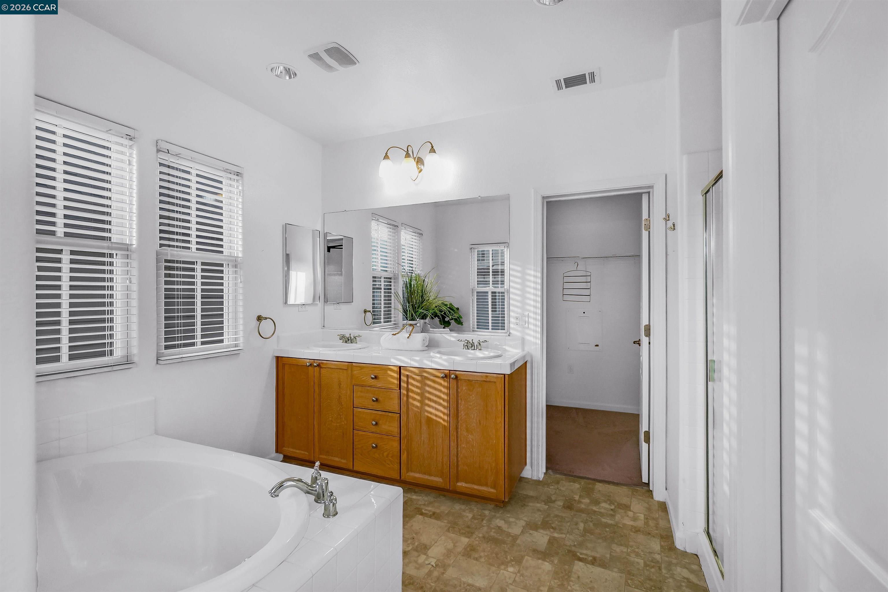 Detail Gallery Image 38 of 50 For 2069 Lewis St, Hercules,  CA 94547 - 3 Beds | 2/1 Baths