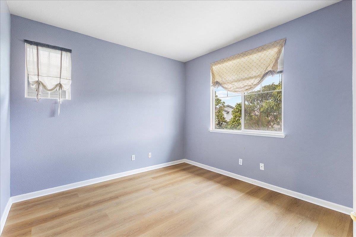 Detail Gallery Image 21 of 25 For 16 Smith Ct, Alameda,  CA 94502 - 4 Beds | 2/1 Baths