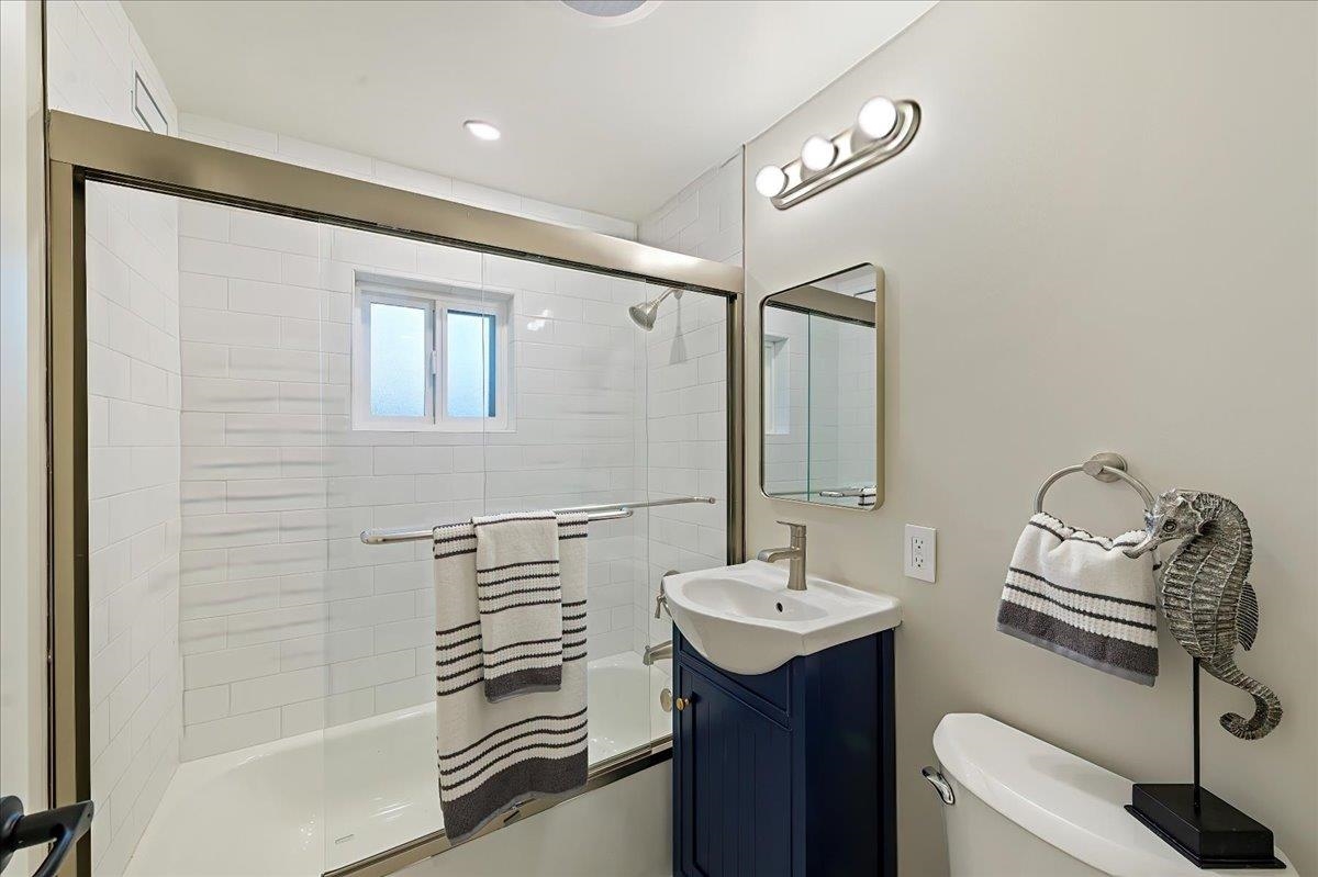 Detail Gallery Image 37 of 60 For 3403 Haskins Drive, Belmont,  CA 94002 - 6 Beds | 3/1 Baths