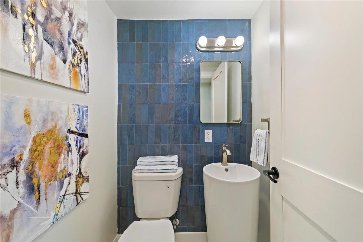 Detail Gallery Image 40 of 60 For 3403 Haskins Drive, Belmont,  CA 94002 - 6 Beds | 3/1 Baths