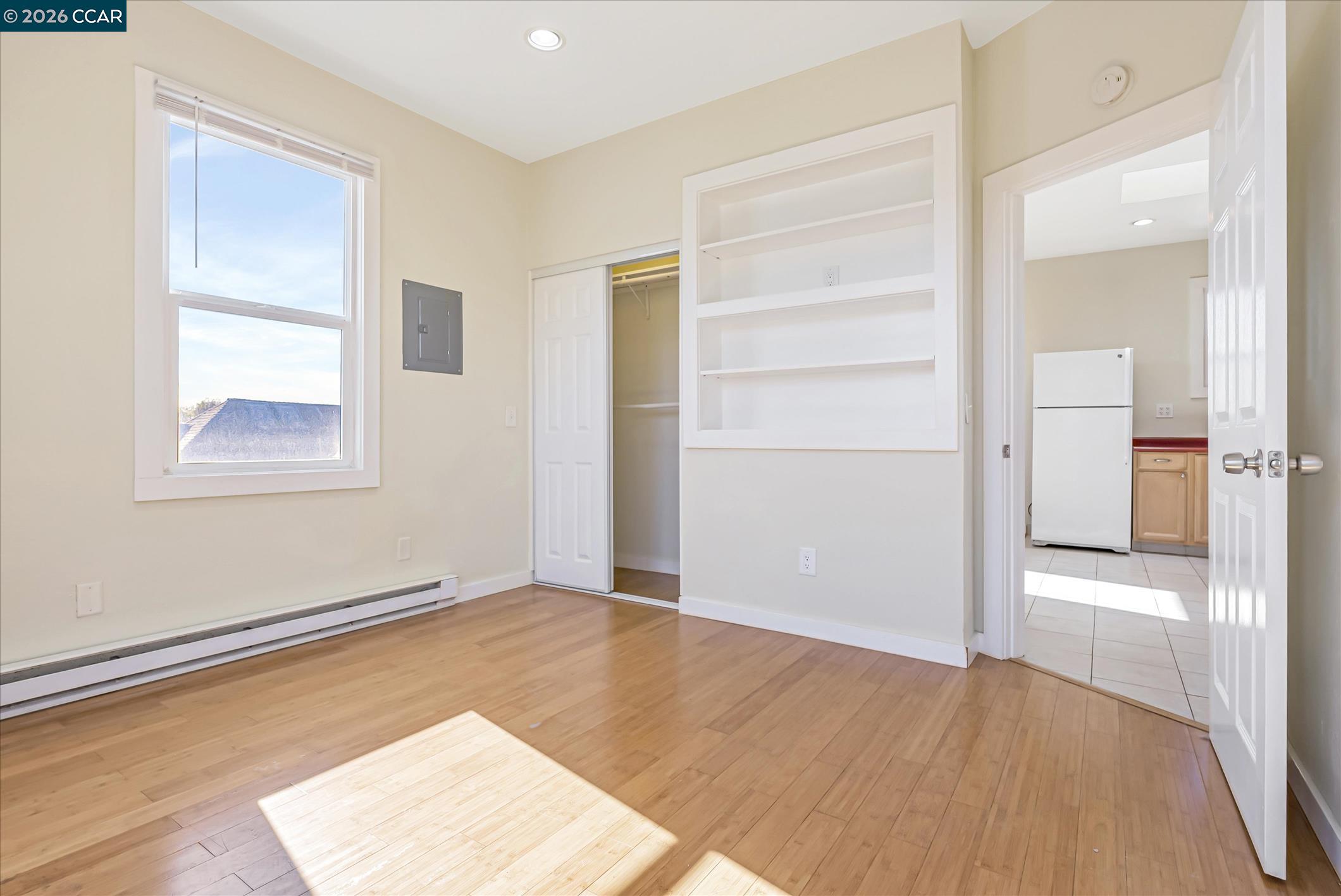 Detail Gallery Image 12 of 16 For Emerson St #4,  Berkeley,  CA 94703 - 1 Beds | 1 Baths