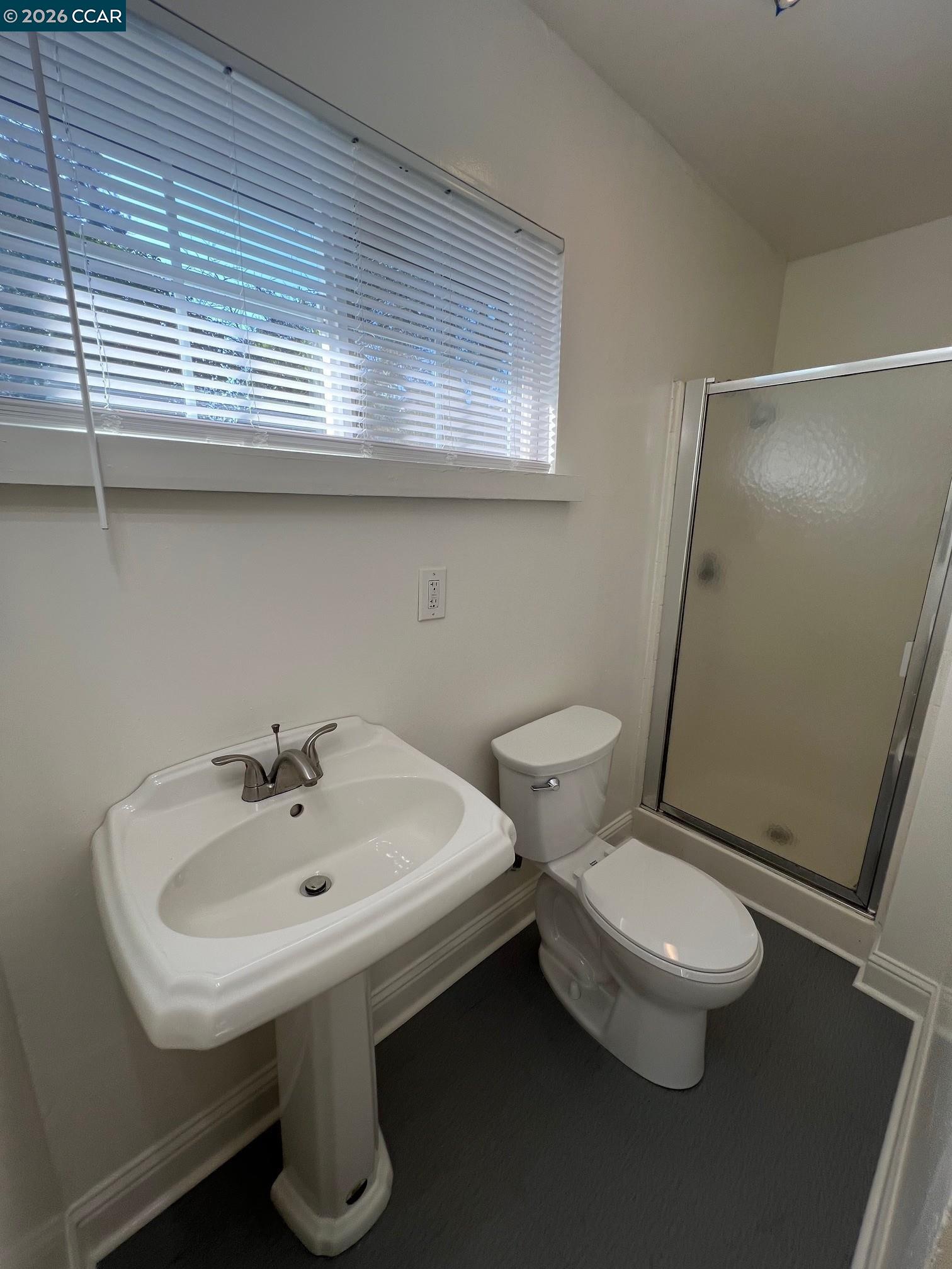 Detail Gallery Image 10 of 15 For 1513 5th #B,  Concord,  CA 94518 - 1 Beds | 1 Baths