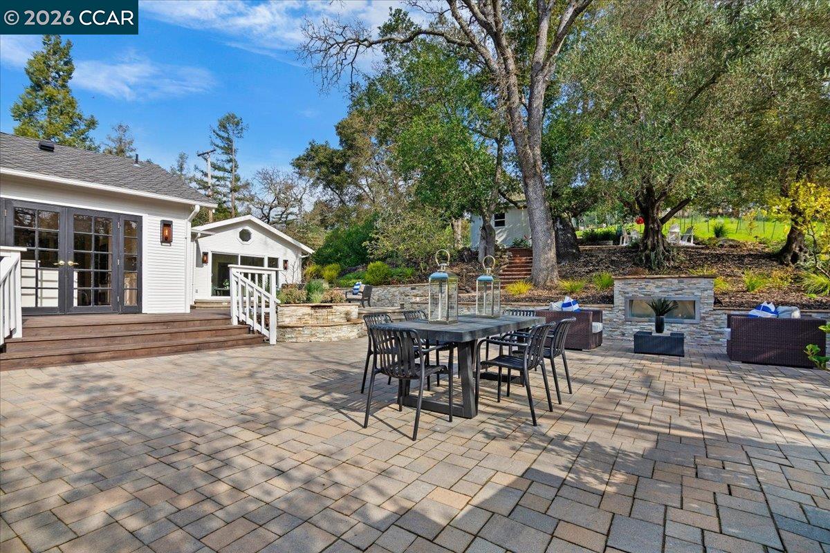 Detail Gallery Image 28 of 44 For 1076 N Thompson Rd, Lafayette,  CA 94549-3133 - 4 Beds | 3/1 Baths