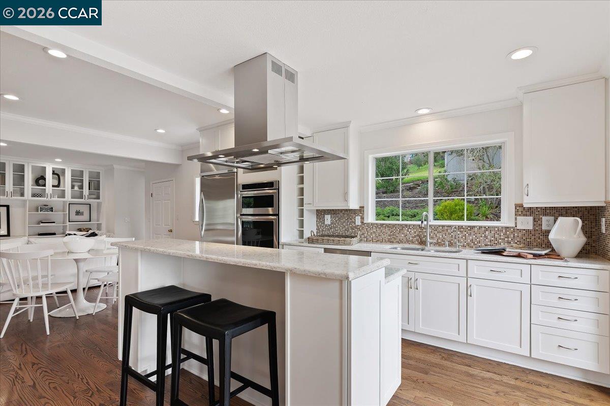 Detail Gallery Image 8 of 44 For 1076 N Thompson Rd, Lafayette,  CA 94549-3133 - 4 Beds | 3/1 Baths