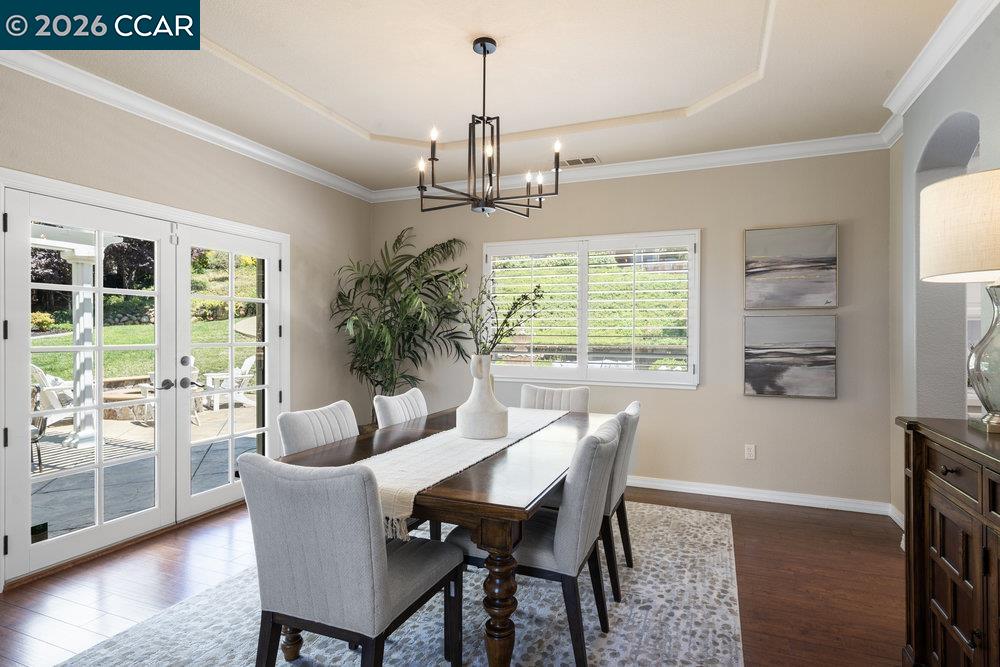 Detail Gallery Image 11 of 60 For 825 Bertram St, Walnut Creek,  CA 94598 - 5 Beds | 3 Baths