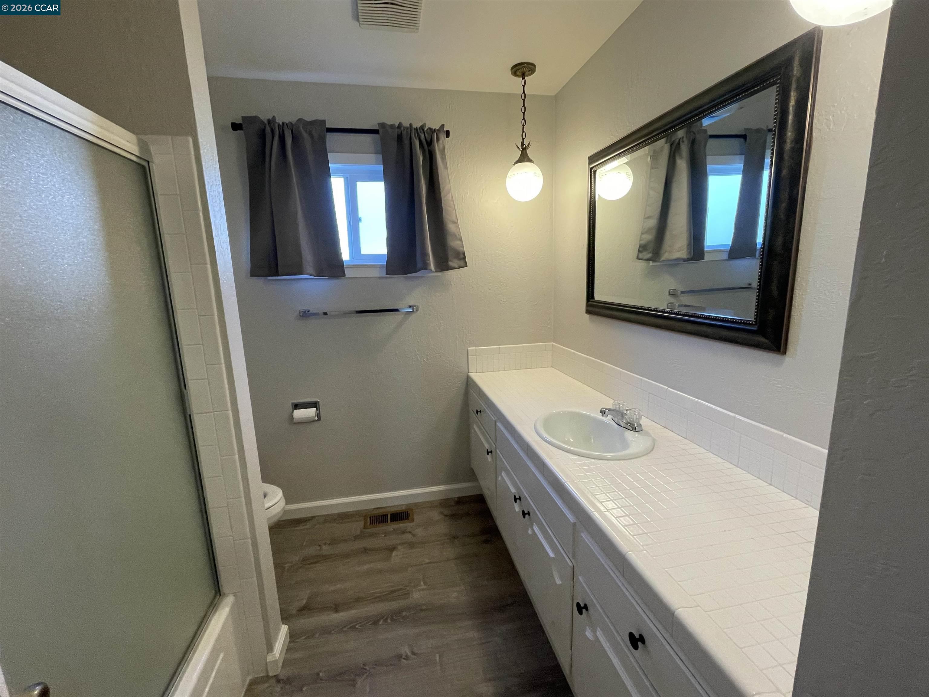 Detail Gallery Image 14 of 17 For 4780 Mintwood Dr, Concord,  CA 94521 - 3 Beds | 2 Baths