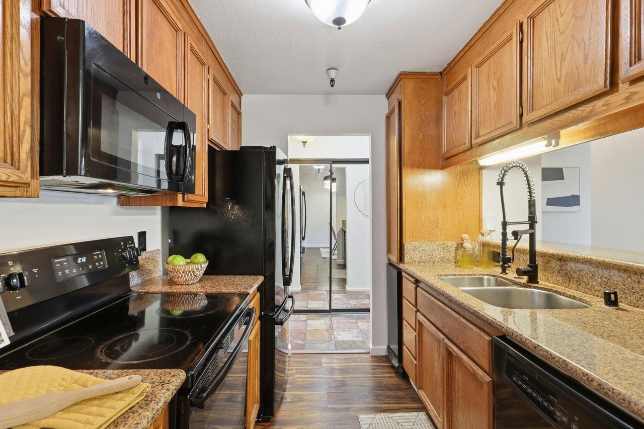 Photo #11: 41122096 Listing: Photo #11