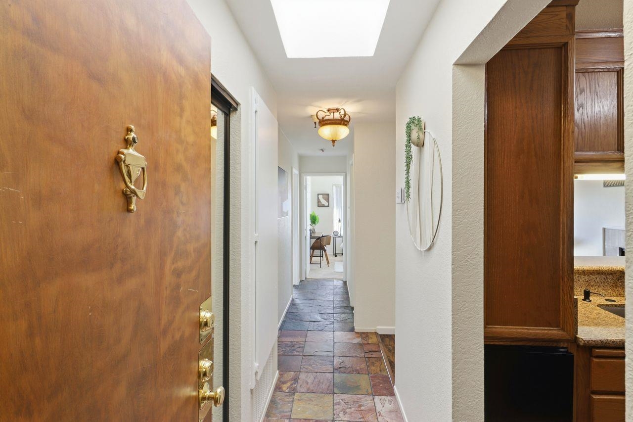 Photo #8: 41122096 Listing: Photo #8