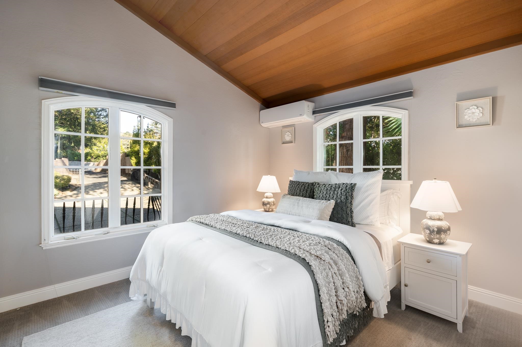 Detail Gallery Image 16 of 48 For 13 Kemp Ct, Alamo,  CA 94507 - 5 Beds | 3/1 Baths