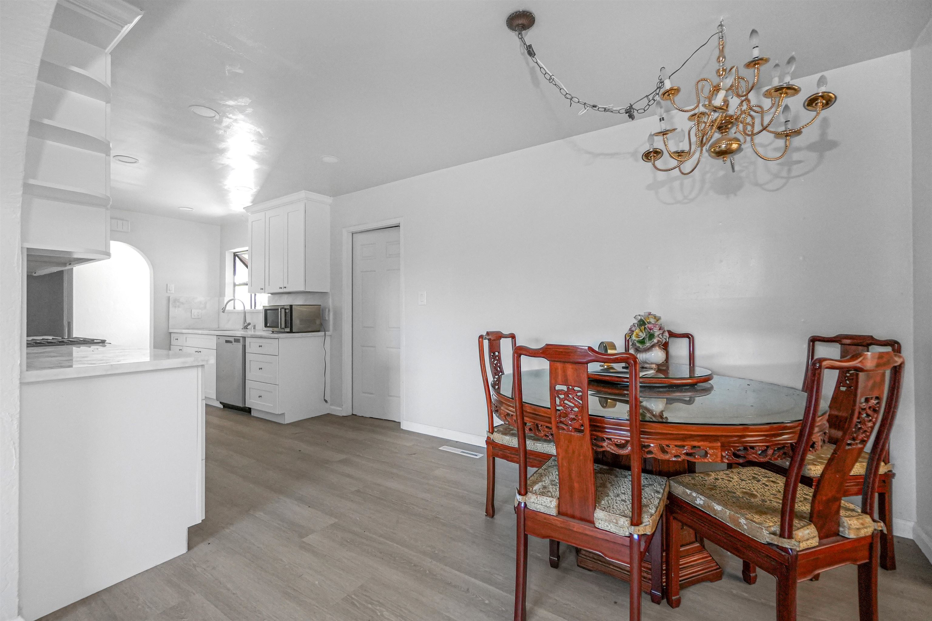 Detail Gallery Image 12 of 58 For 512 Teasdale Pl, Hayward,  CA 94544 - 6 Beds | 3 Baths