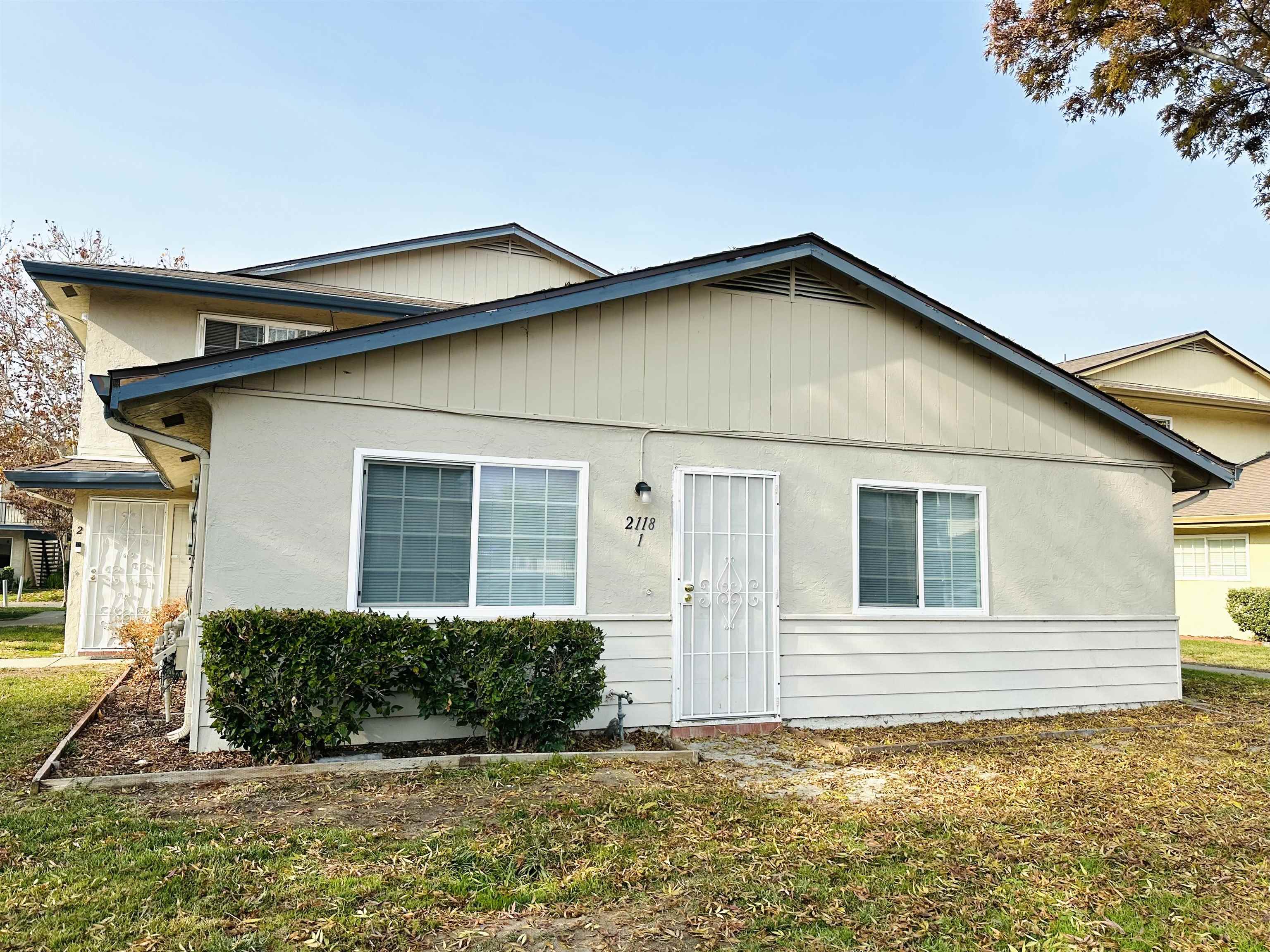 Photo #1: 41122101 Listing: Photo #1