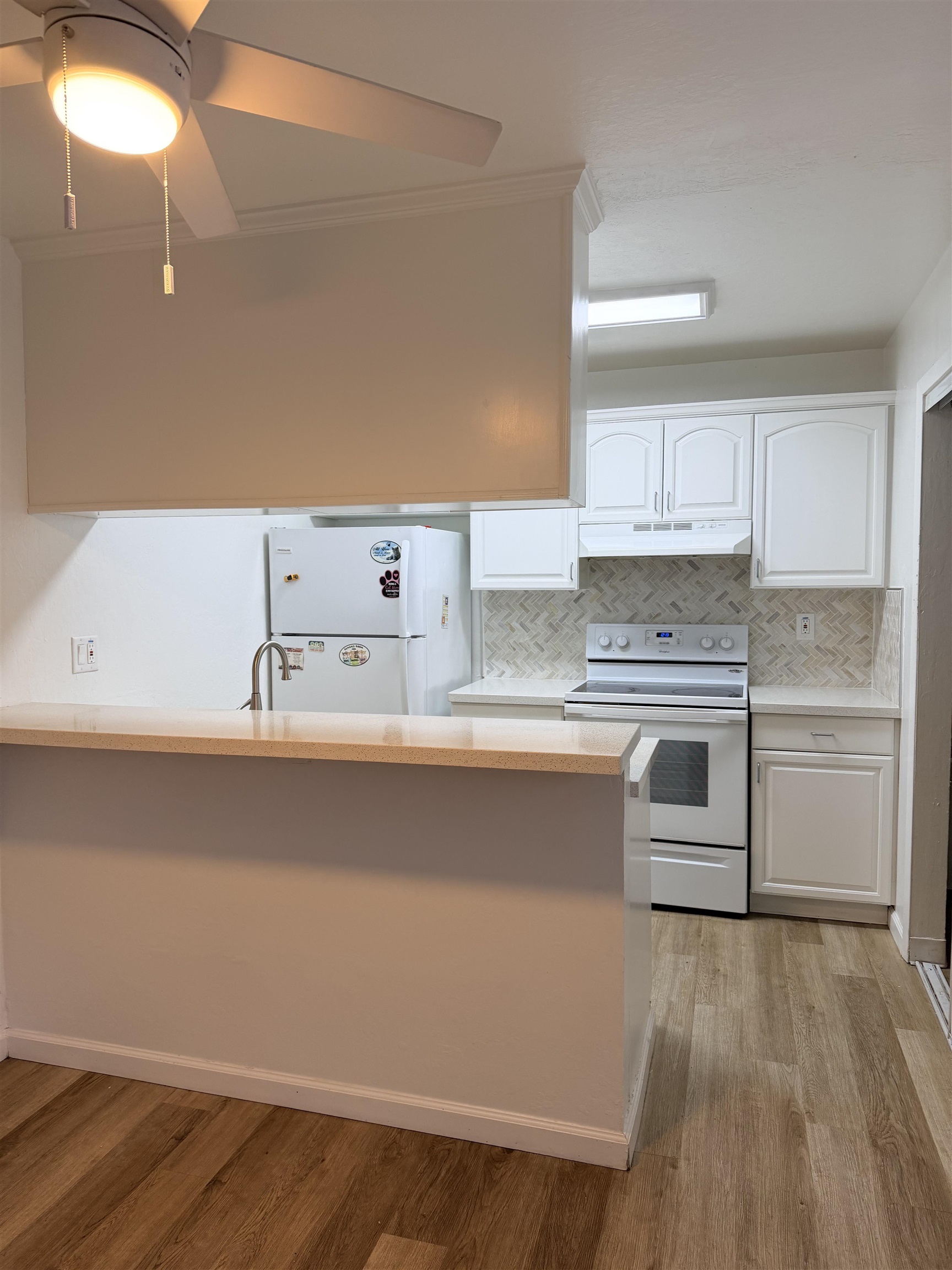 Photo #4: 41122101 Listing: Photo #4