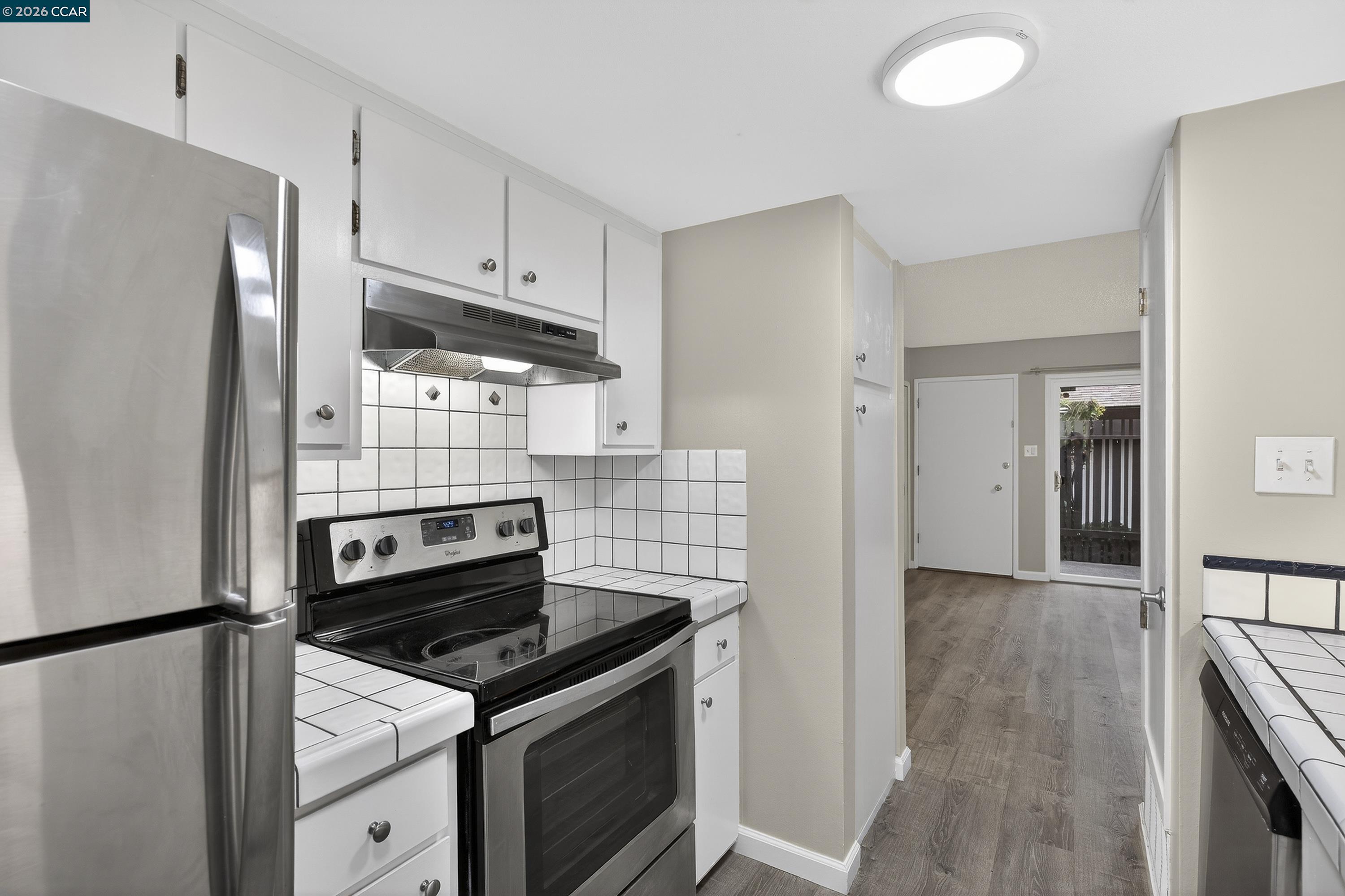 Photo #19: 41122104 Listing: Photo #19