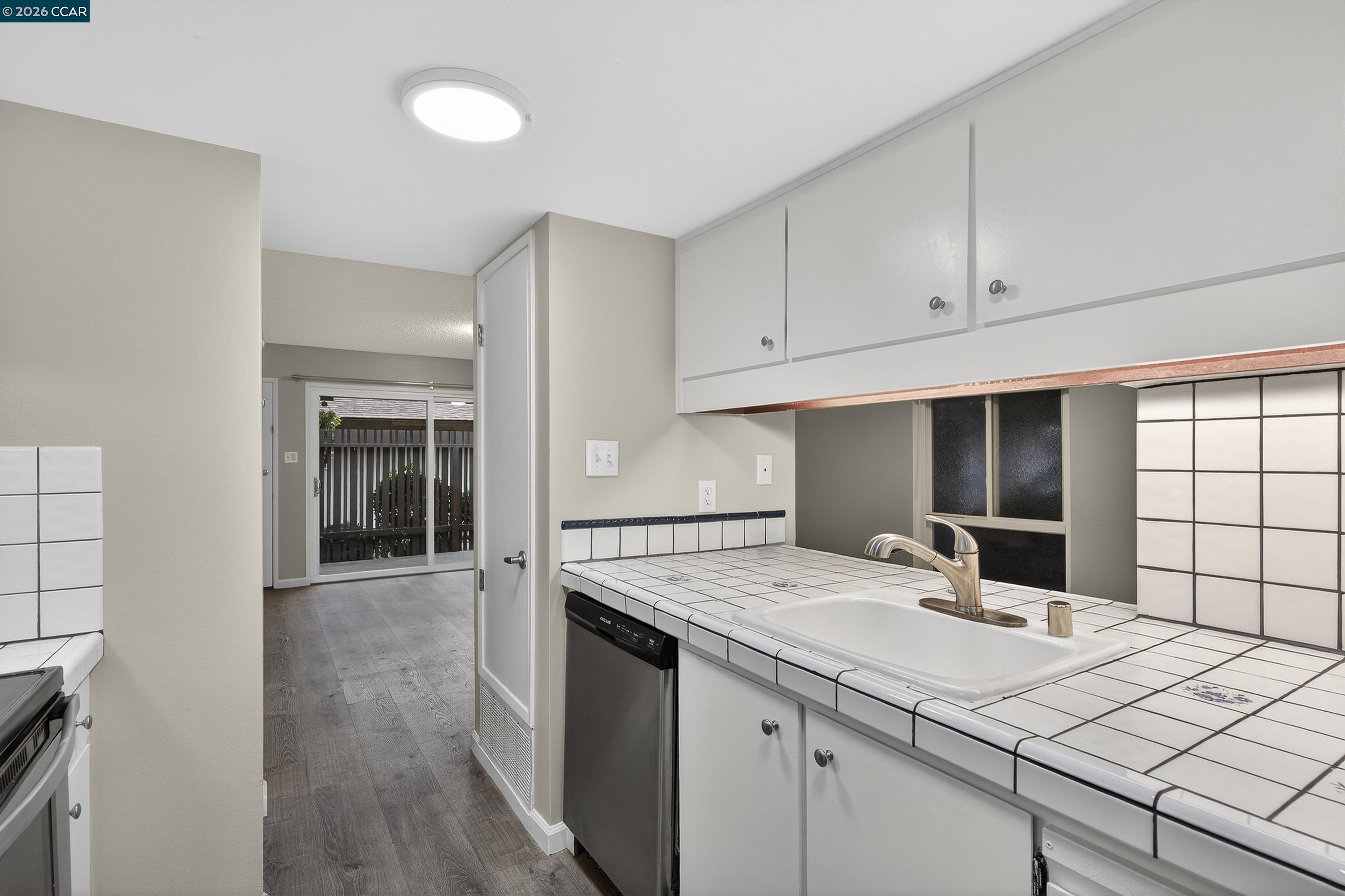 Photo #20: 41122104 Listing: Photo #20