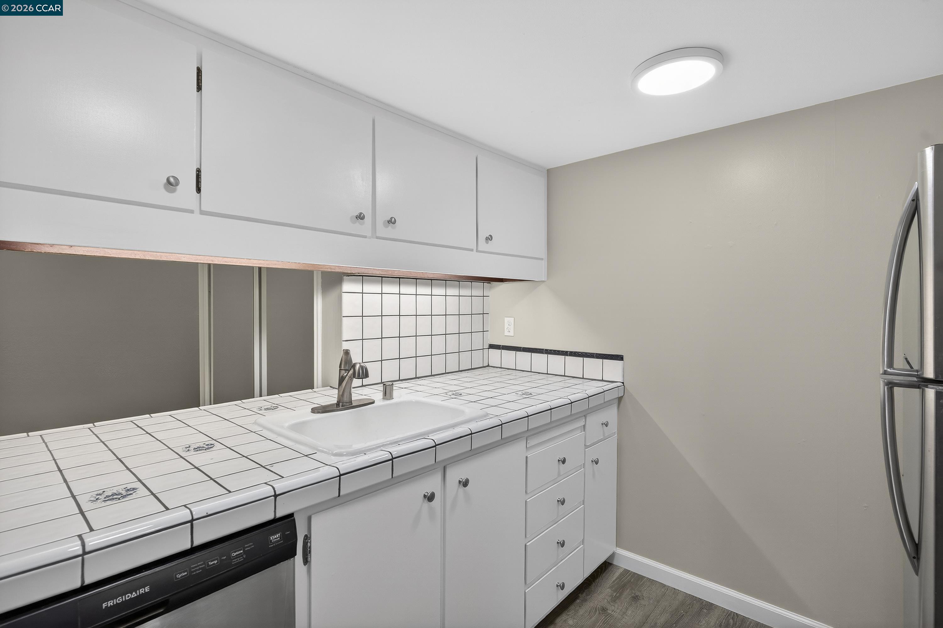 Photo #21: 41122104 Listing: Photo #21