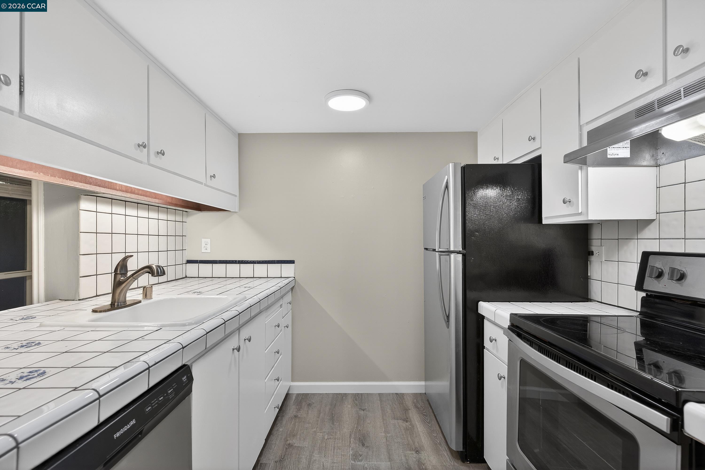 Photo #22: 41122104 Listing: Photo #22