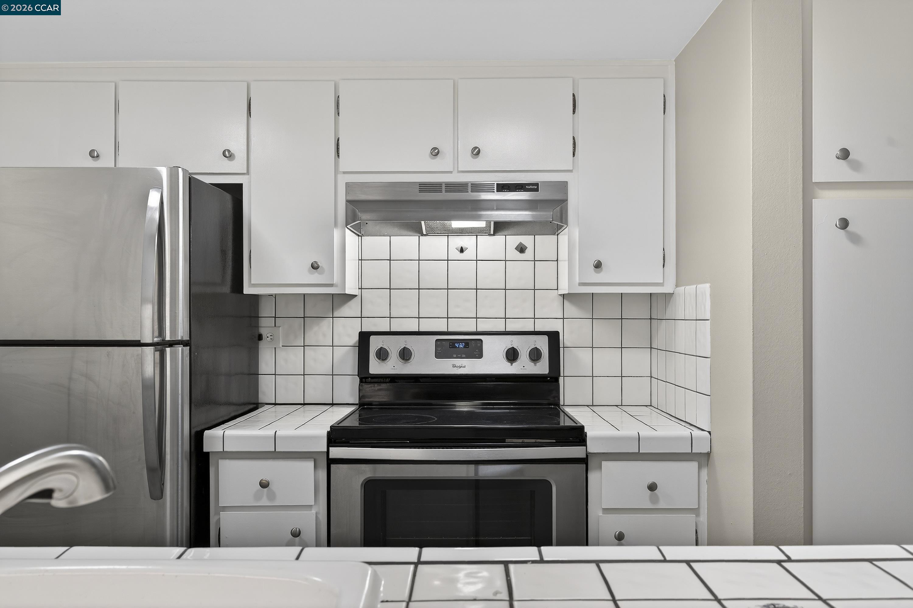 Photo #24: 41122104 Listing: Photo #24