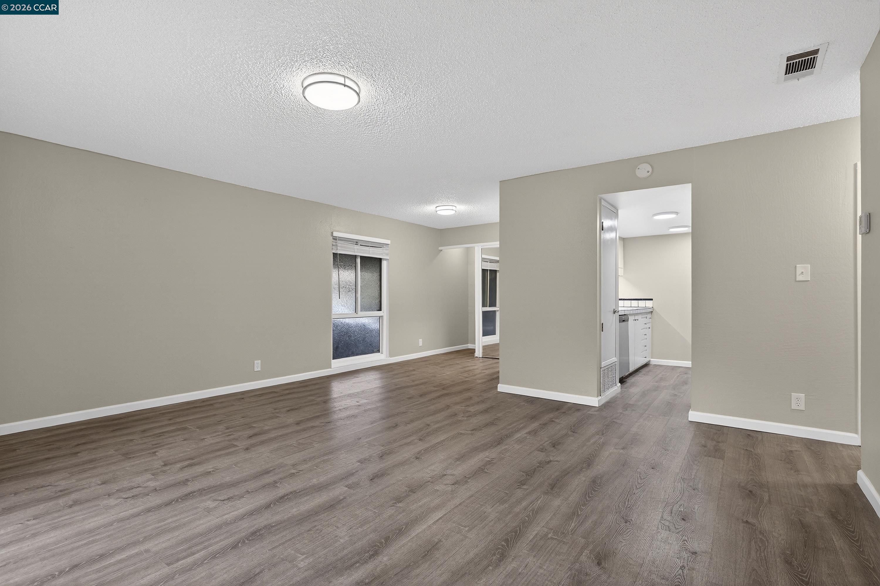 Photo #10: 41122104 Listing: Photo #10