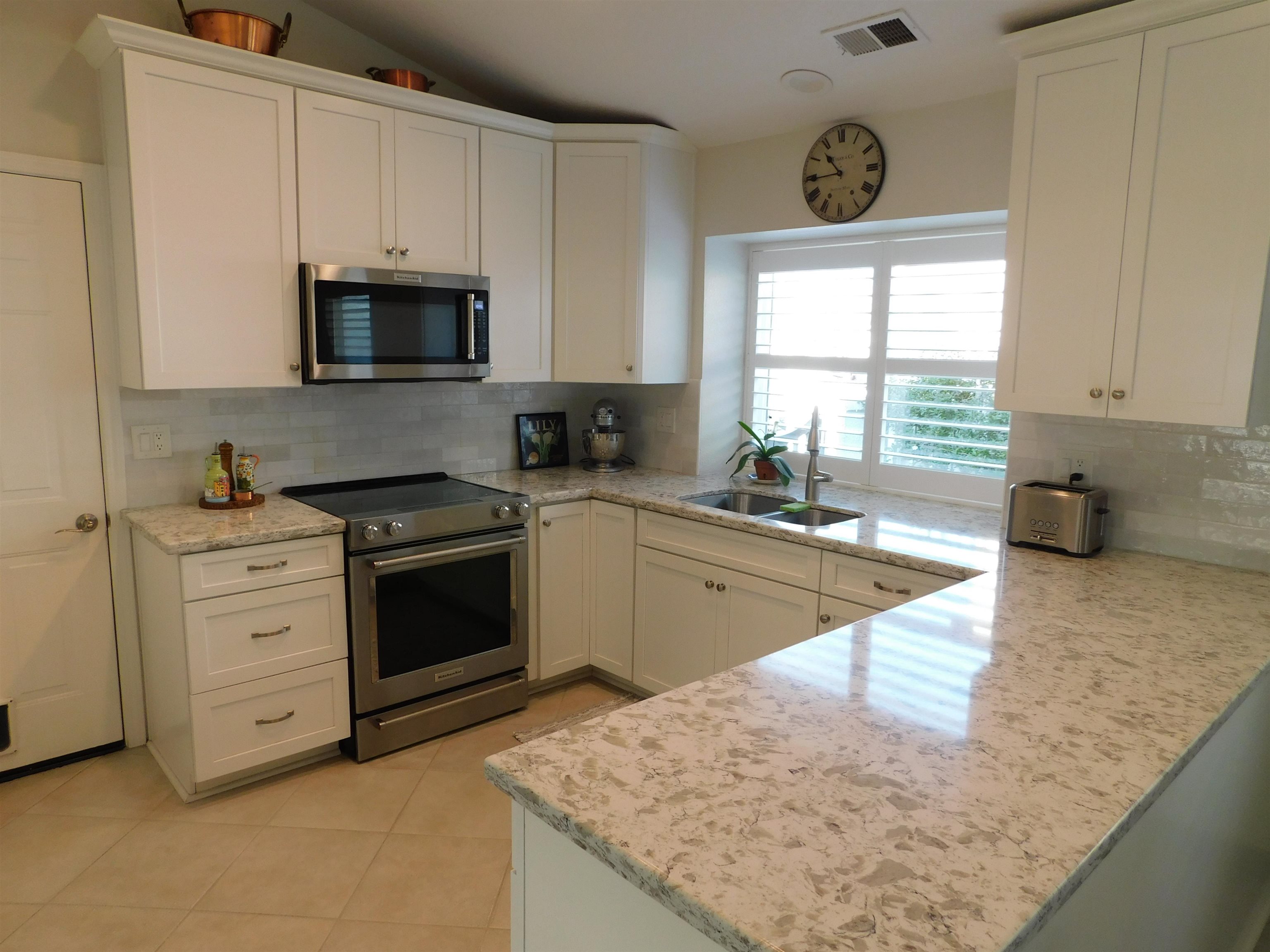 Detail Gallery Image 9 of 43 For 1169 Copper Cottage, Modesto,  CA 95355-8949 - 3 Beds | 2 Baths