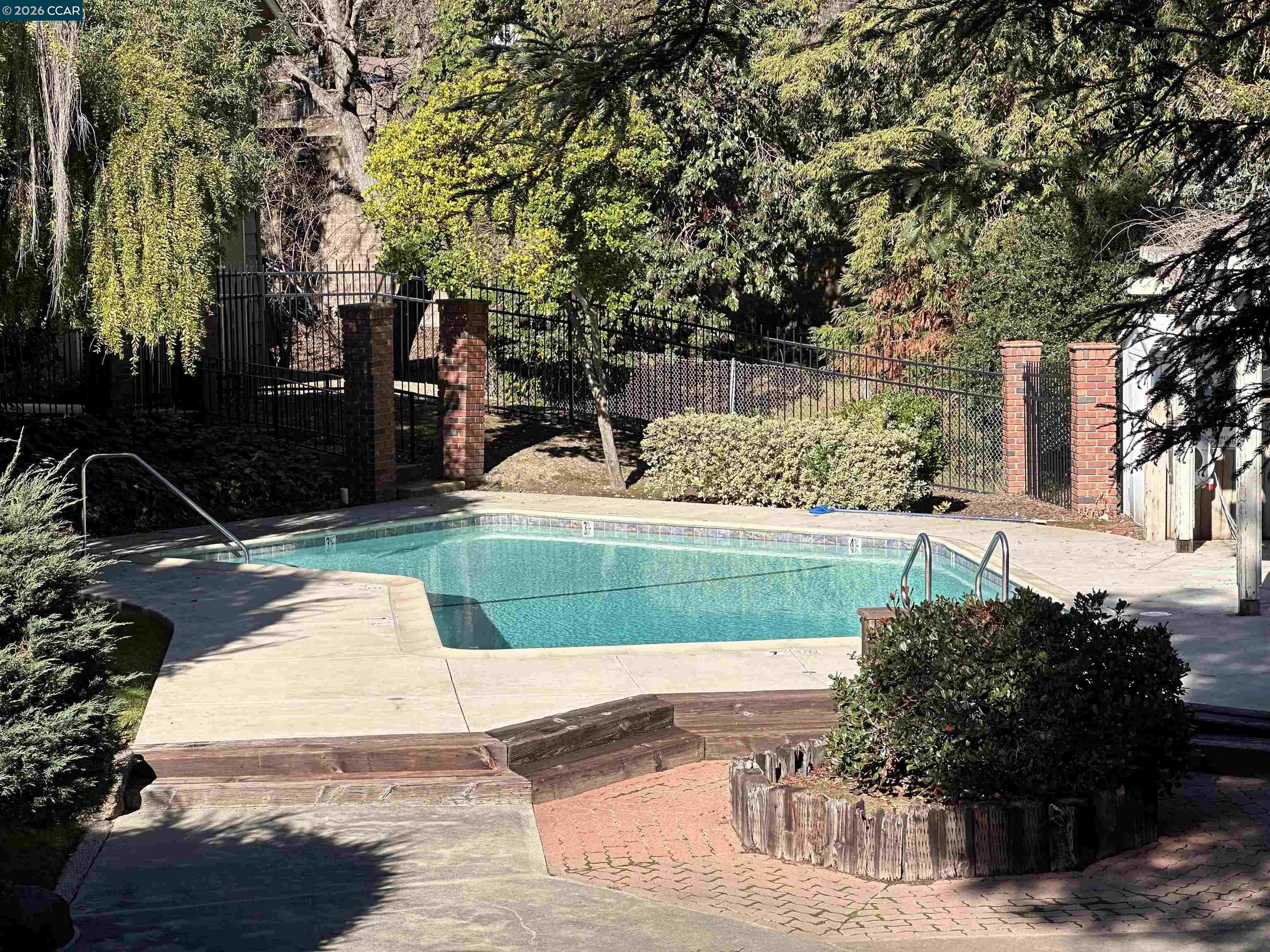 Photo #15: 41122108 Listing: Photo #15