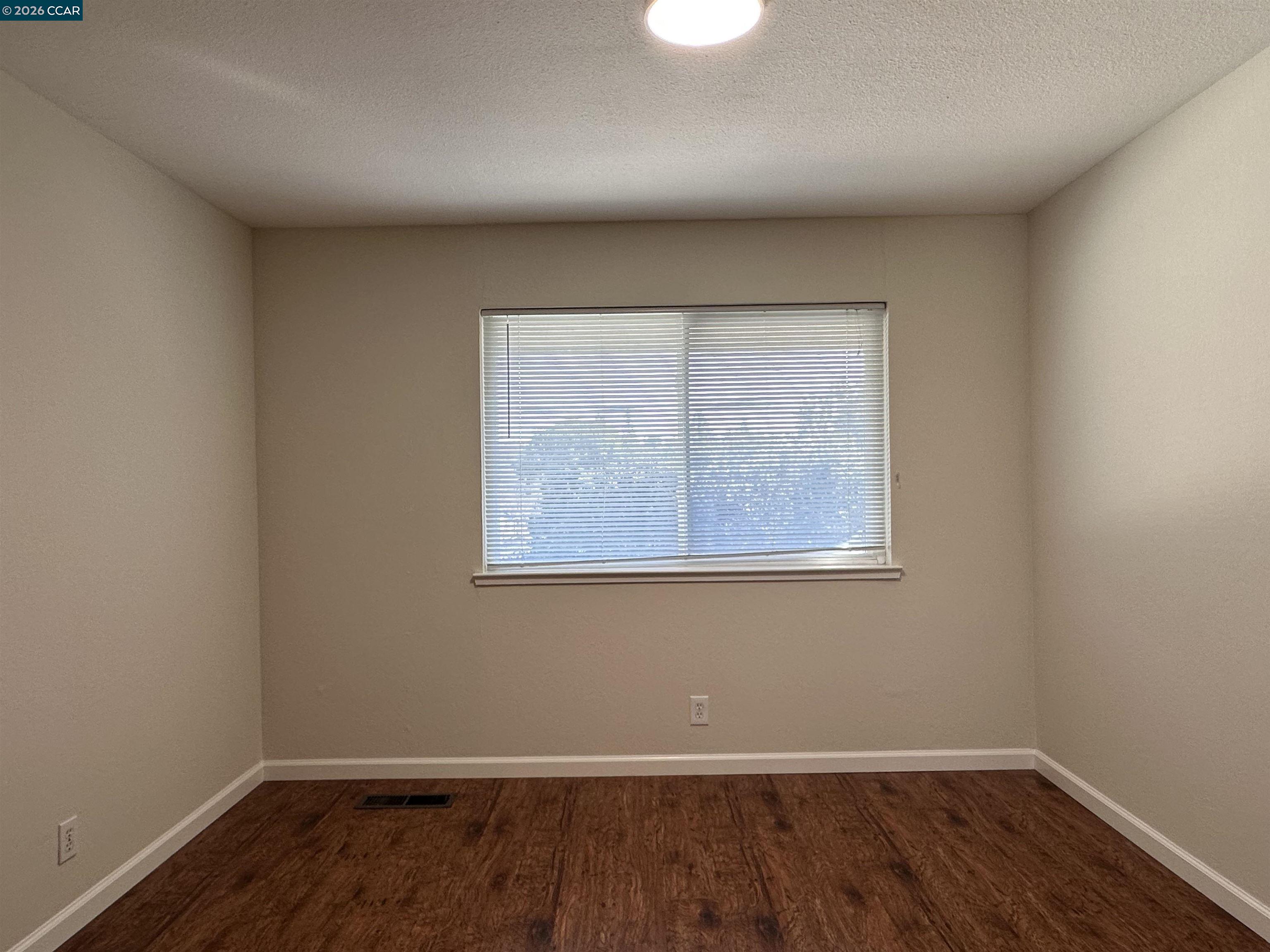 Photo #7: 41122108 Listing: Photo #7