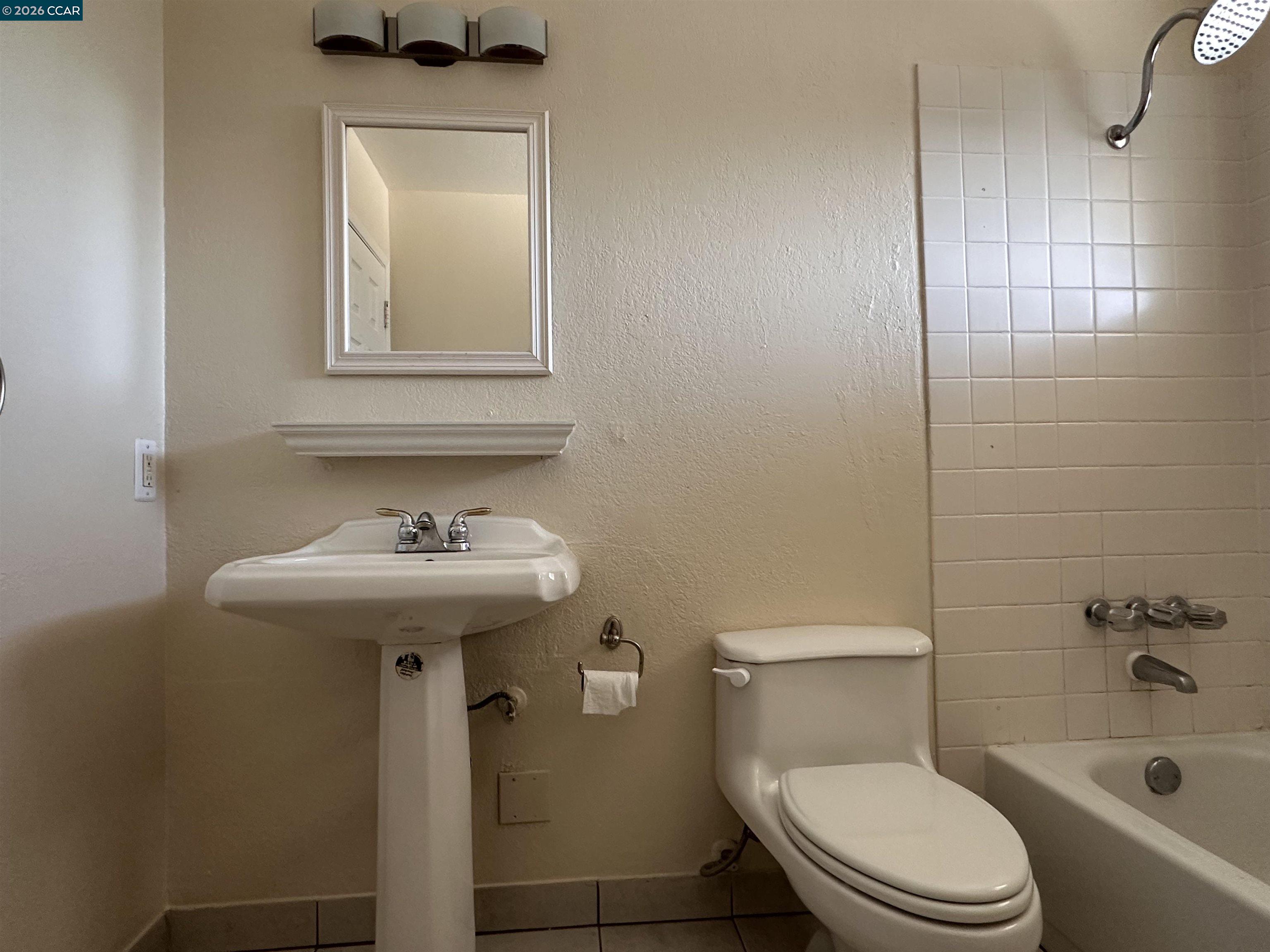 Photo #9: 41122108 Listing: Photo #9