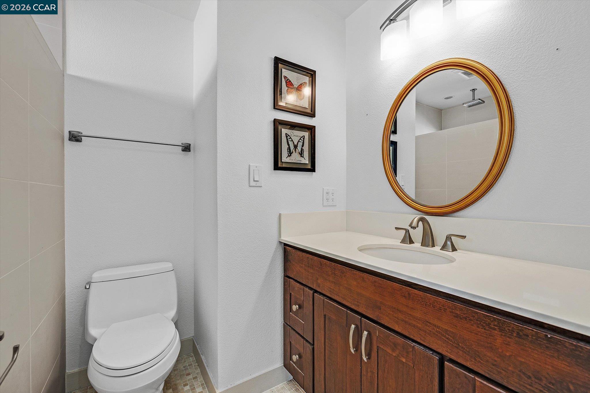 Detail Gallery Image 20 of 41 For 2075 Costa Ct, Pinole,  CA 94564 - 6 Beds | 3 Baths