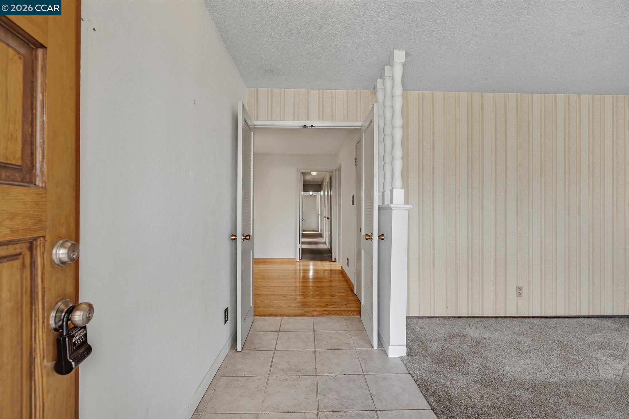 Detail Gallery Image 5 of 41 For 2075 Costa Ct, Pinole,  CA 94564 - 6 Beds | 3 Baths