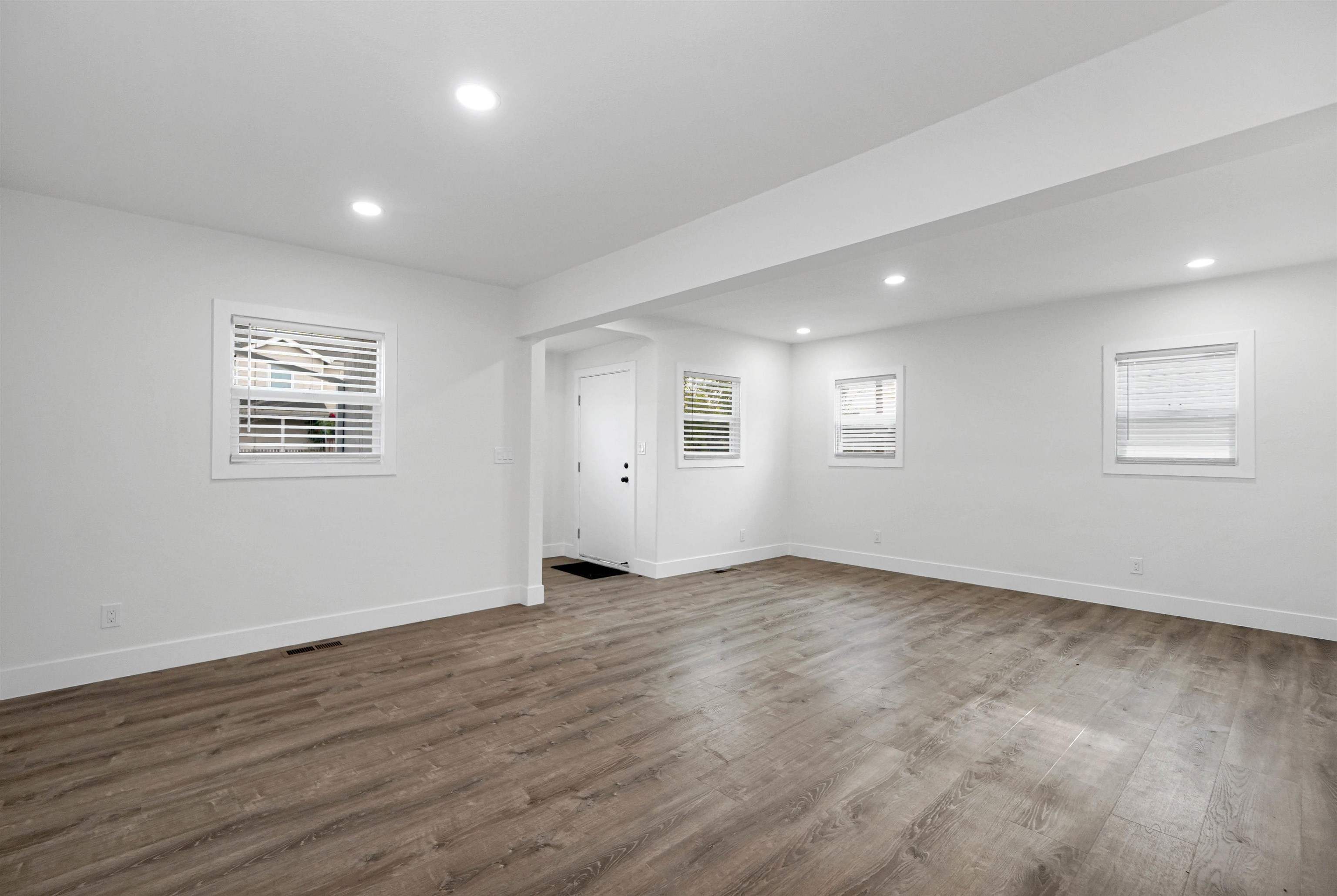 Detail Gallery Image 8 of 51 For 1521 159th Ave, San Leandro,  CA 94578 - 2 Beds | 3 Baths