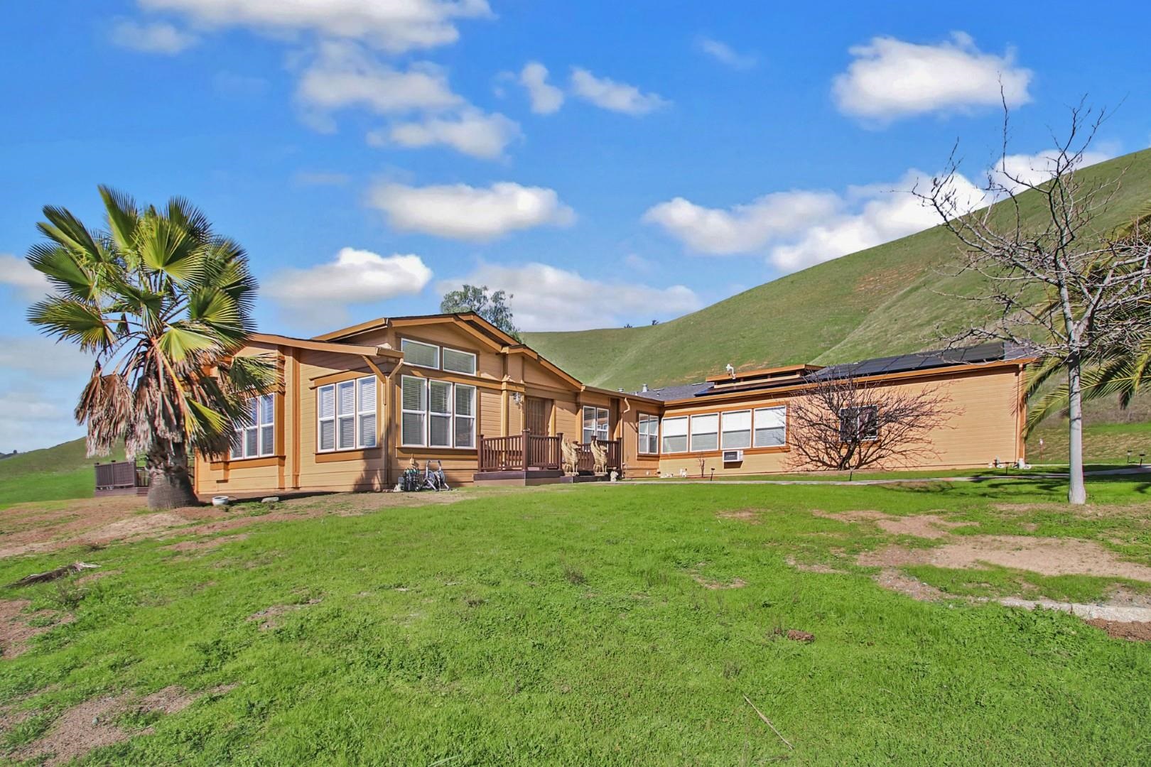 Detail Gallery Image 8 of 60 For 9621 Deer Valley Road, Brentwood,  CA 94513 - 3 Beds | 2/1 Baths