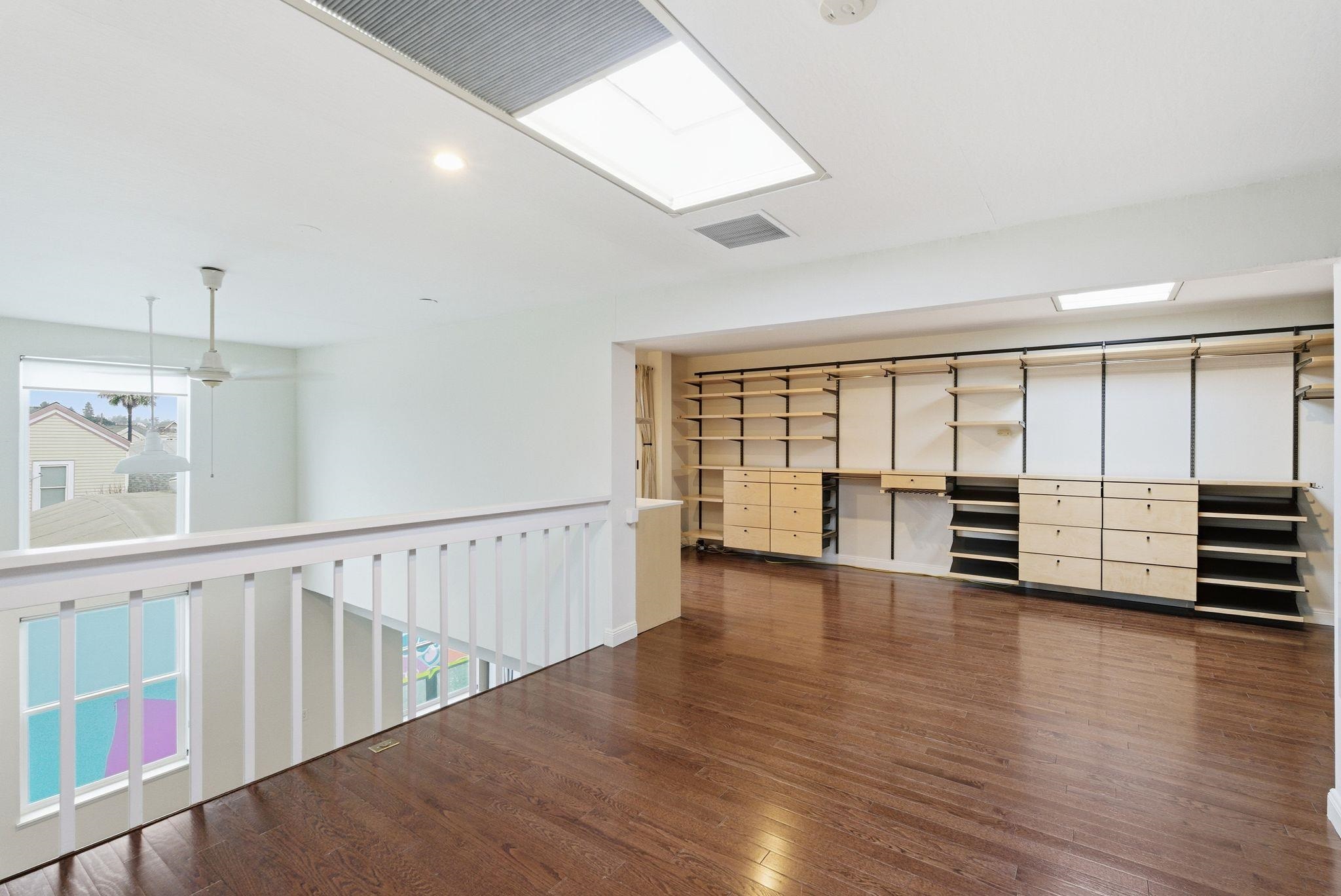 Detail Gallery Image 18 of 30 For 1004 9th Ave, Oakland,  CA 94606 - 1 Beds | 1/1 Baths