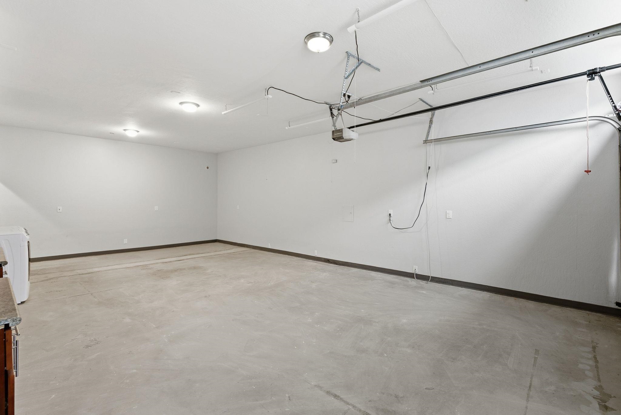 Detail Gallery Image 26 of 30 For 1004 9th Ave, Oakland,  CA 94606 - 1 Beds | 1/1 Baths